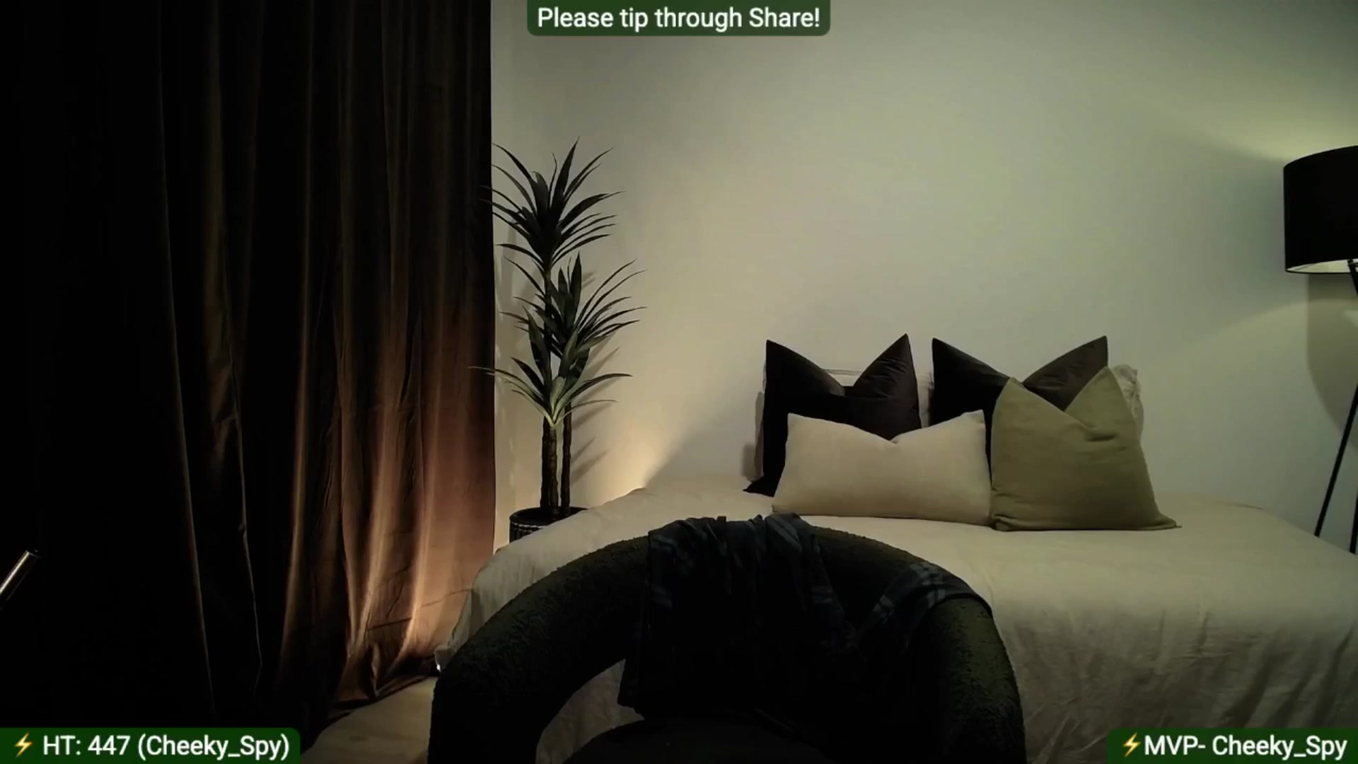 Gallery image thumbnail from AlanaWylde's myfreecams stream on, 07/12/2025, 06:23 image 11 of 20
