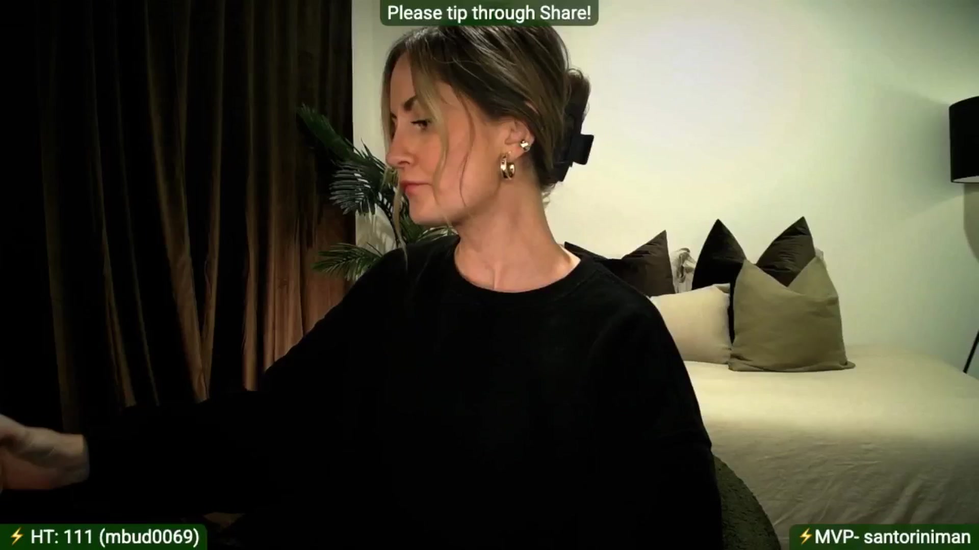 Gallery image thumbnail from AlanaWylde's myfreecams stream on, 07/17/2025, 04:52 image 7 of 20