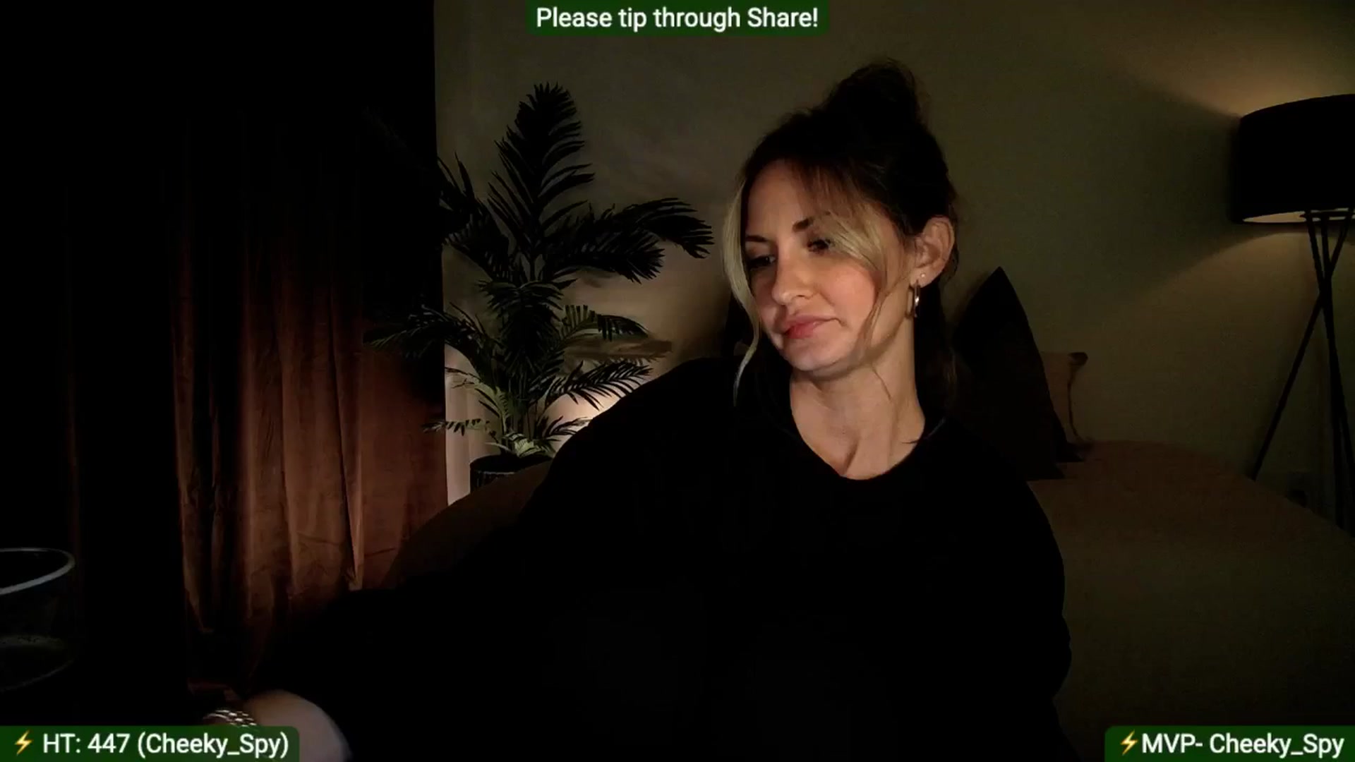 Gallery image thumbnail from AlanaWylde's myfreecams stream on, 07/25/2025, 06:35 image 8 of 20