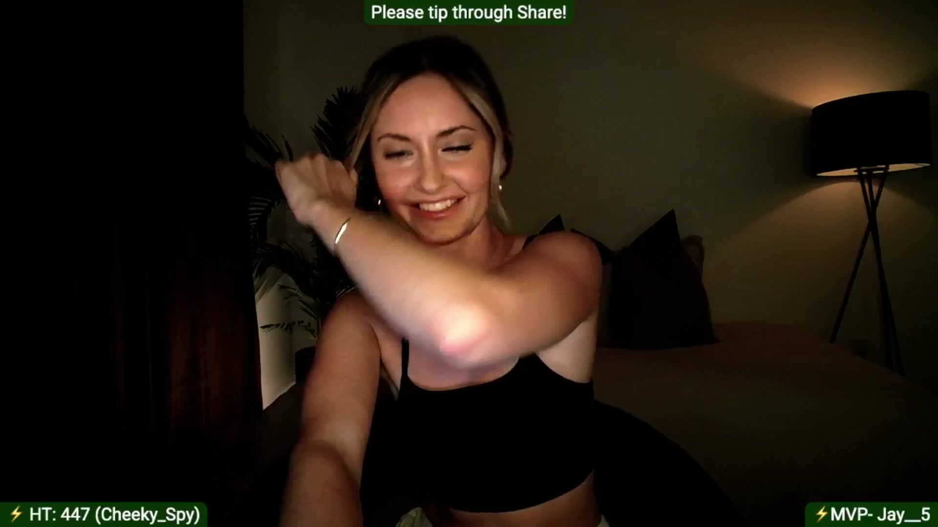 Gallery image thumbnail from AlanaWylde's myfreecams stream on, 07/27/2025, 06:10 image 2 of 20