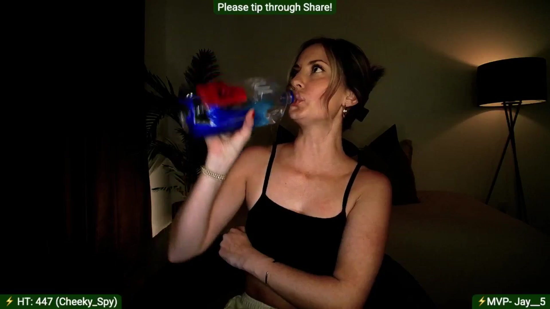 Gallery image thumbnail from AlanaWylde's myfreecams stream on, 07/27/2025, 06:10 image 5 of 20