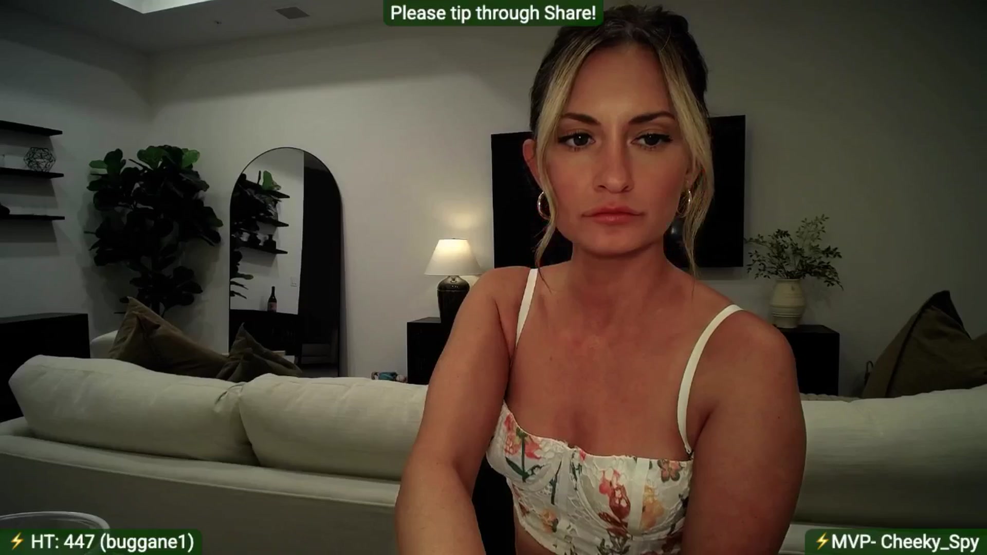 Gallery image thumbnail from AlanaWylde's myfreecams stream on, 08/01/2025, 06:19 image 4 of 20