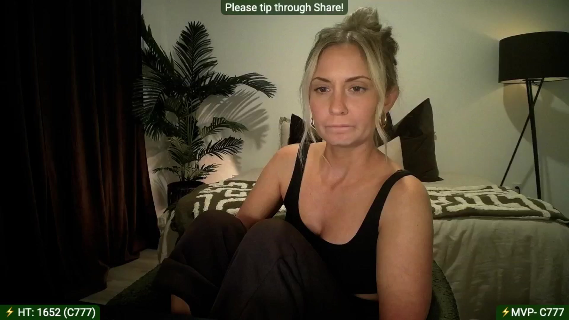 Gallery image thumbnail from AlanaWylde's myfreecams stream on, 09/08/2025, 04:45 image 16 of 20