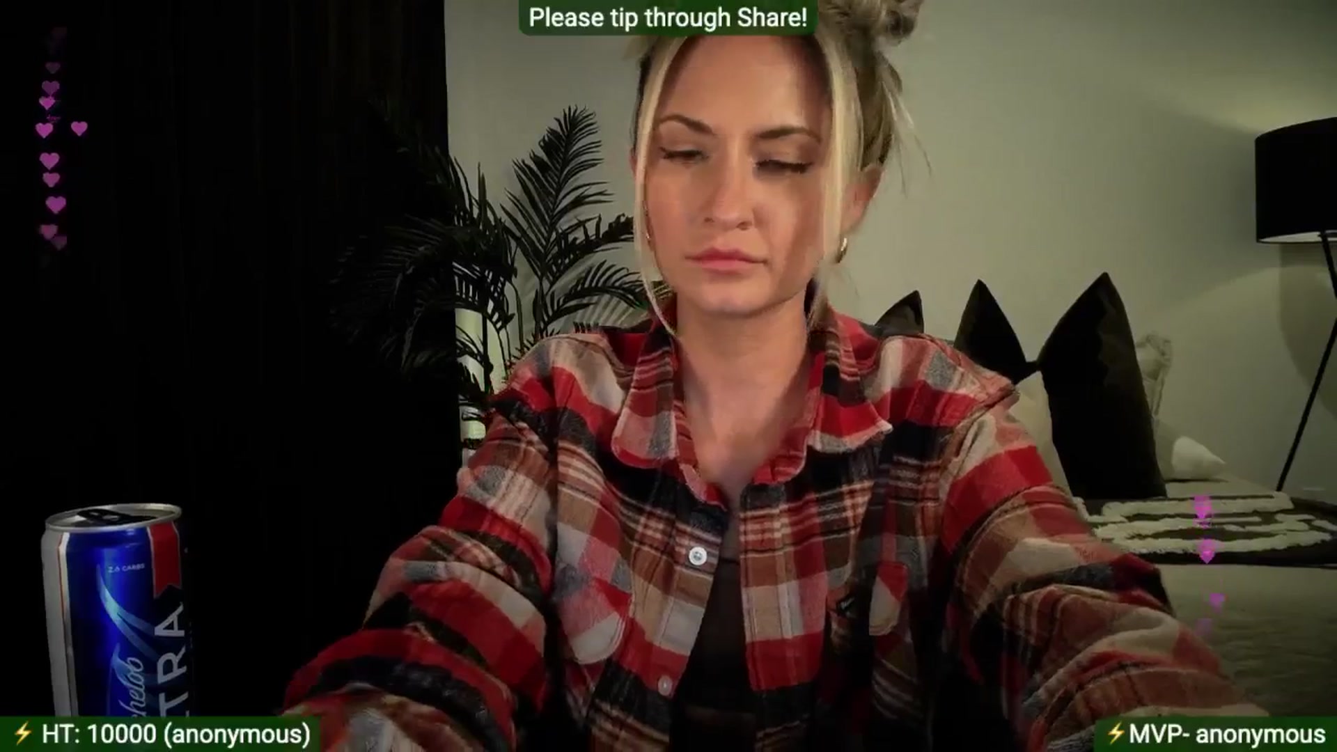 Gallery image thumbnail from AlanaWylde's myfreecams stream on, 09/27/2025, 04:10 image 19 of 20