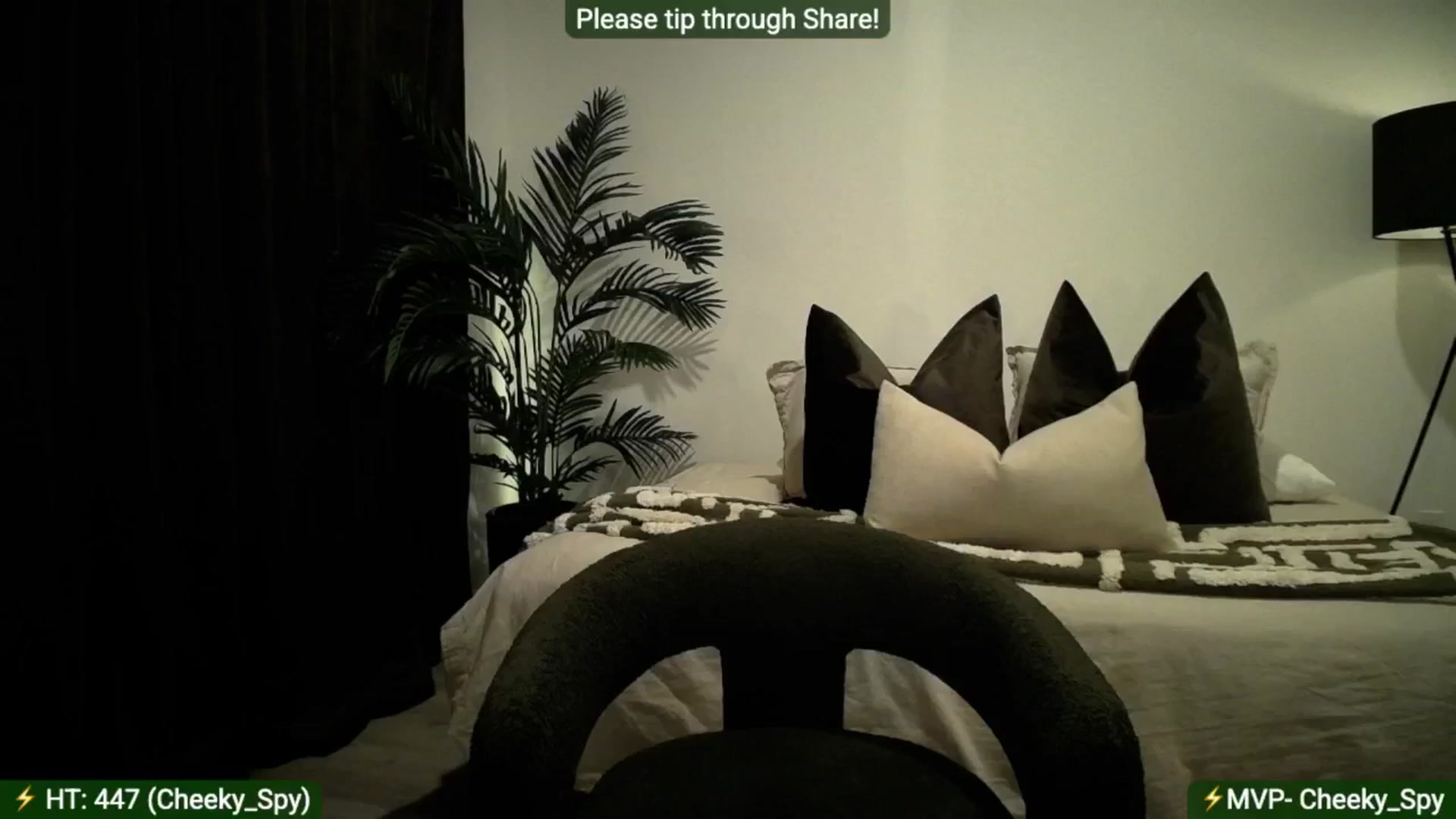 Gallery image thumbnail from AlanaWylde's myfreecams stream on, 09/28/2025, 04:02 image 11 of 20