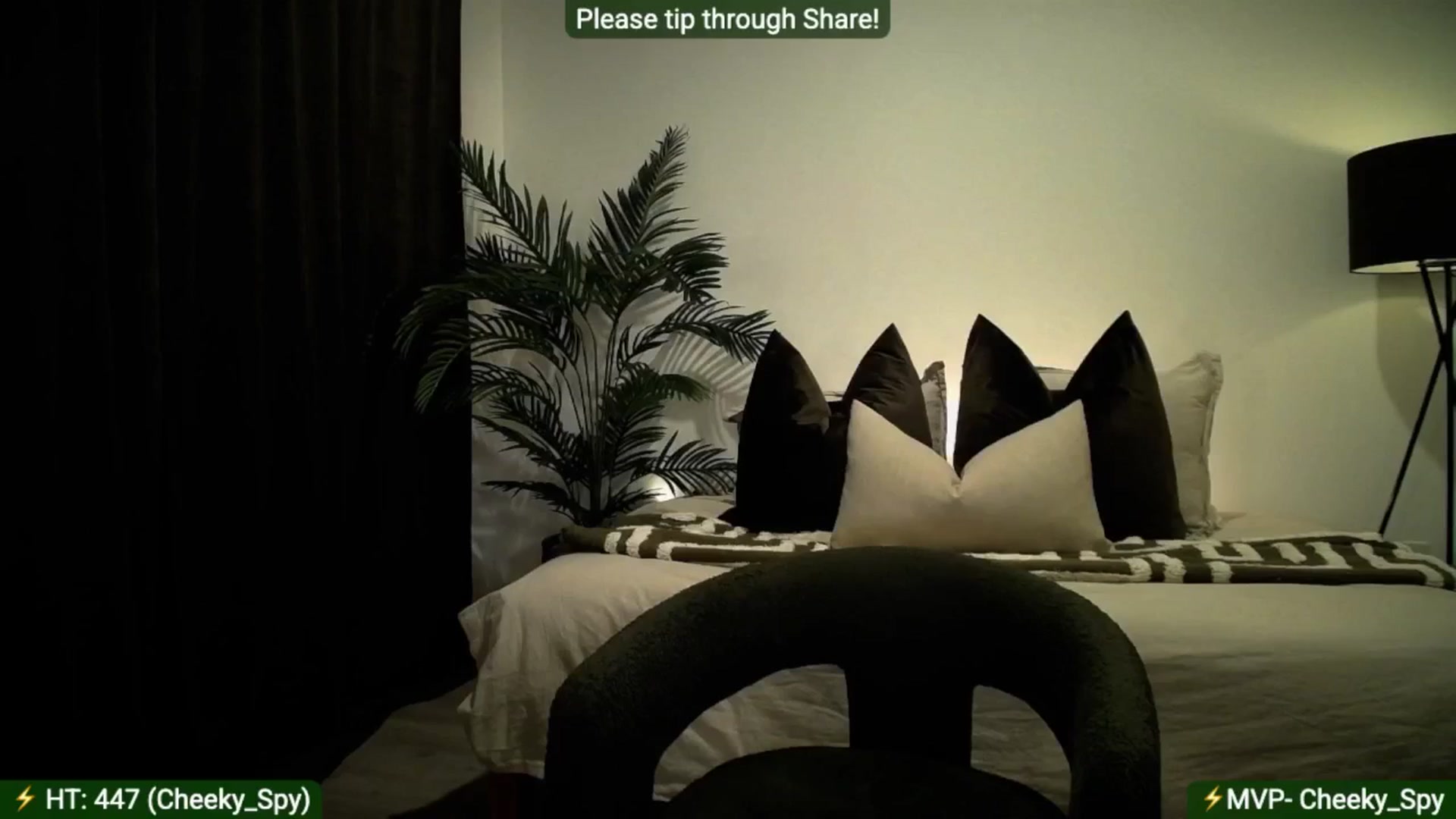 Gallery image thumbnail from AlanaWylde's myfreecams stream on, 10/06/2025, 24:01 image 11 of 20