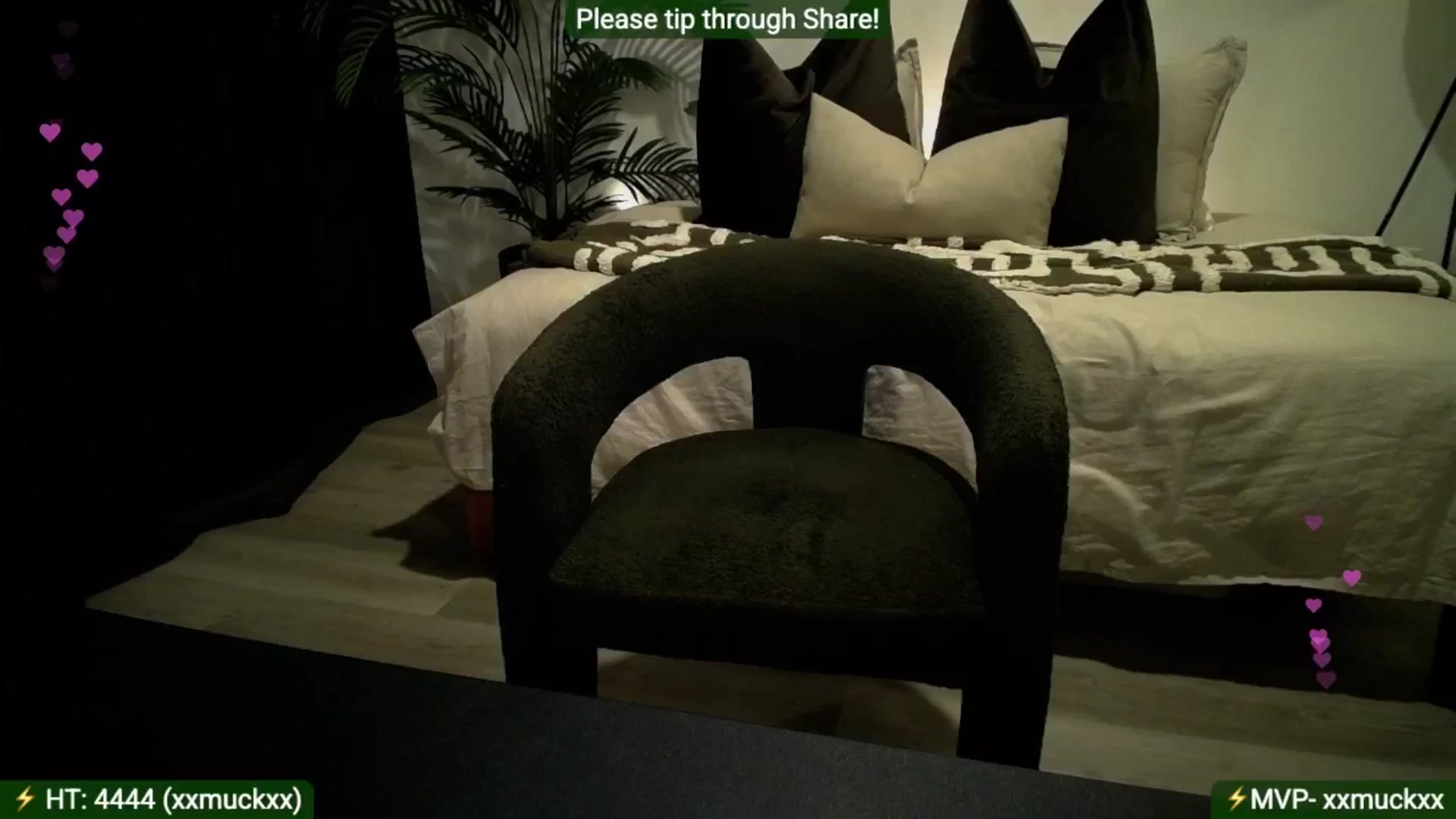 Gallery image thumbnail from AlanaWylde's myfreecams stream on, 10/06/2025, 02:40 image 20 of 20