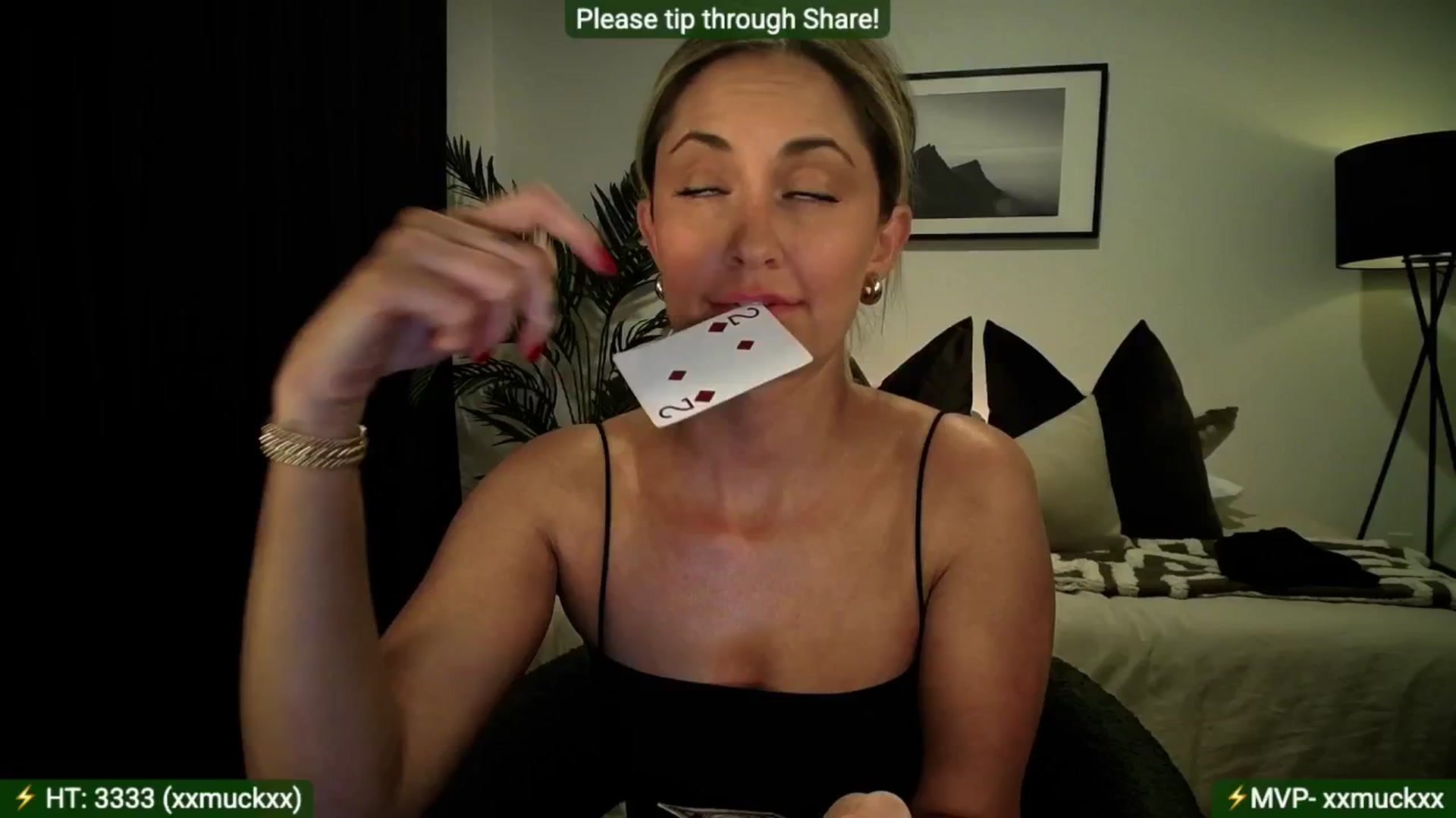 Gallery image thumbnail from AlanaWylde's myfreecams stream on, 10/16/2025, 05:05 image 14 of 20