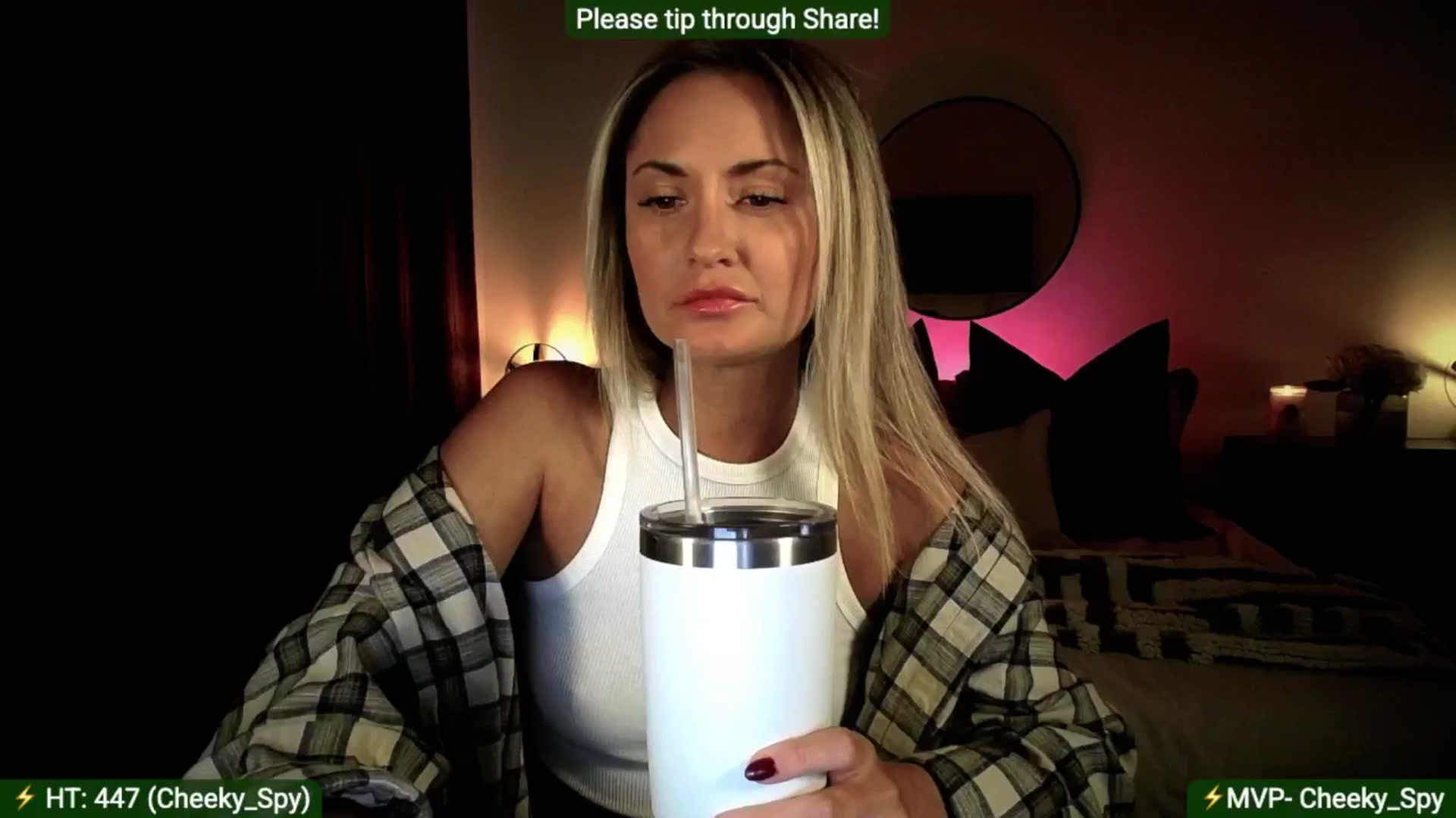 Gallery image thumbnail from AlanaWylde's myfreecams stream on, 10/31/2025, 04:24 image 9 of 20