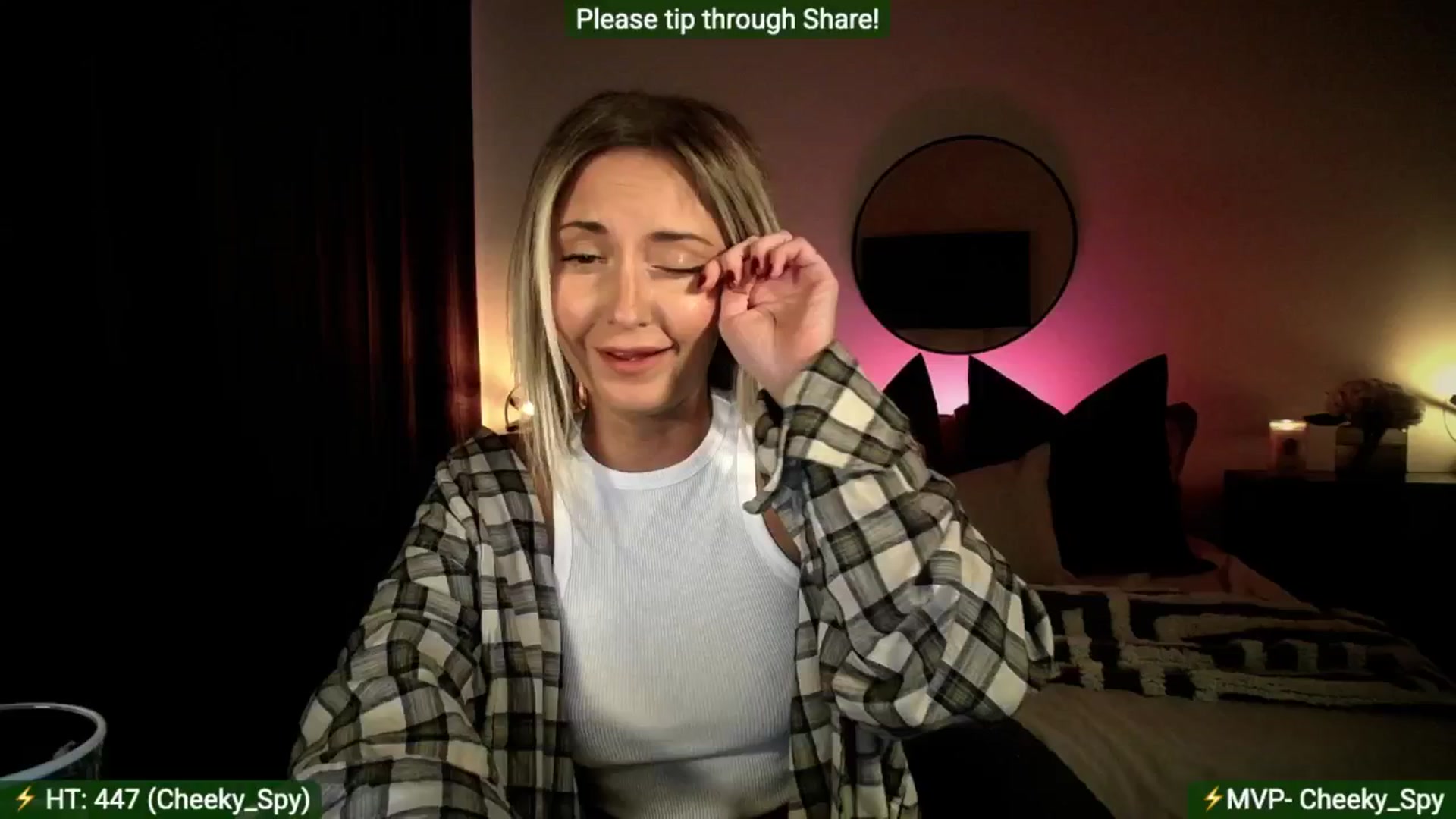 Gallery image thumbnail from AlanaWylde's myfreecams stream on, 10/31/2025, 04:24 image 1 of 20