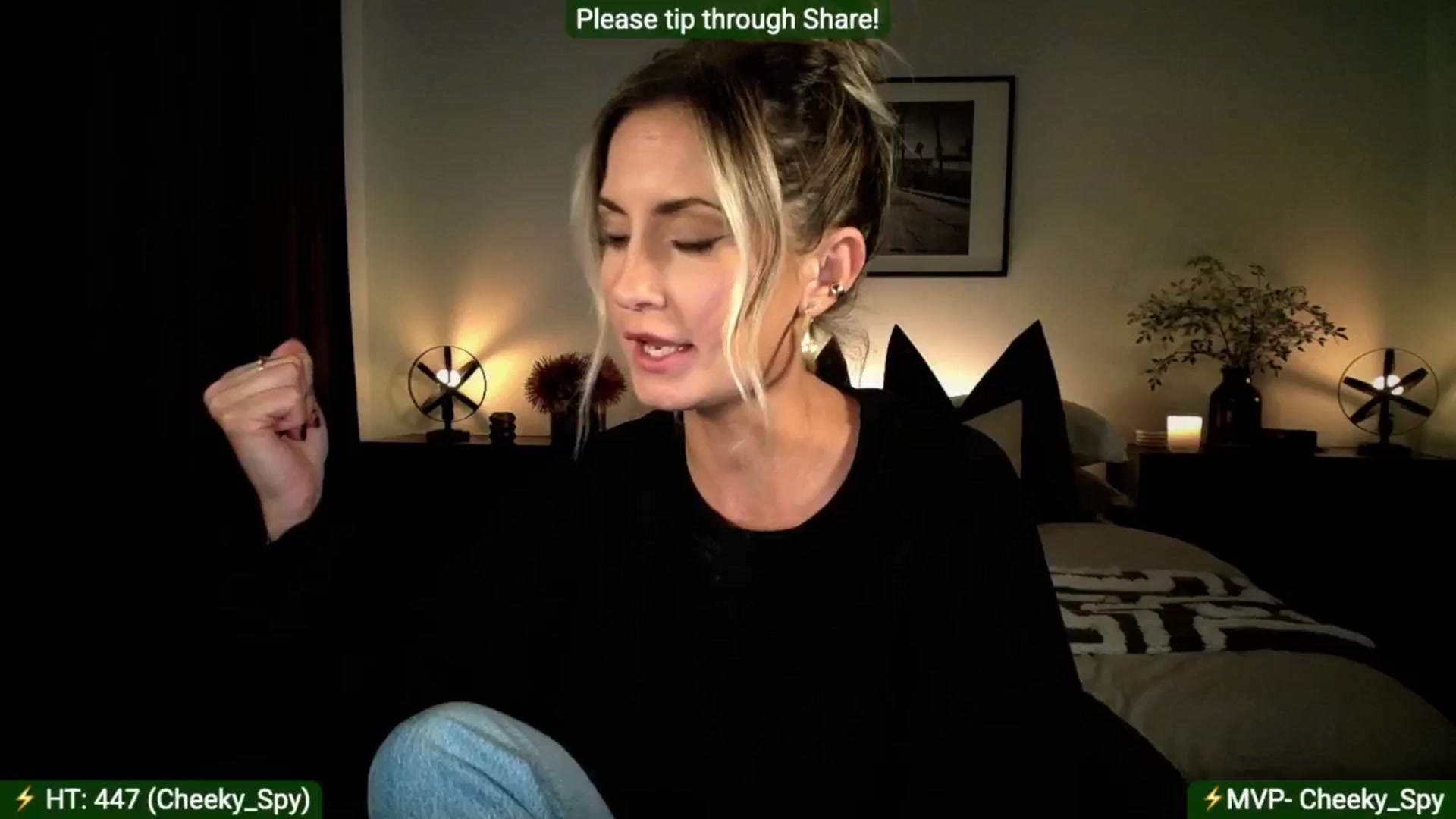 Gallery image thumbnail from AlanaWylde's myfreecams stream on, 11/16/2025, 04:37 image 11 of 20