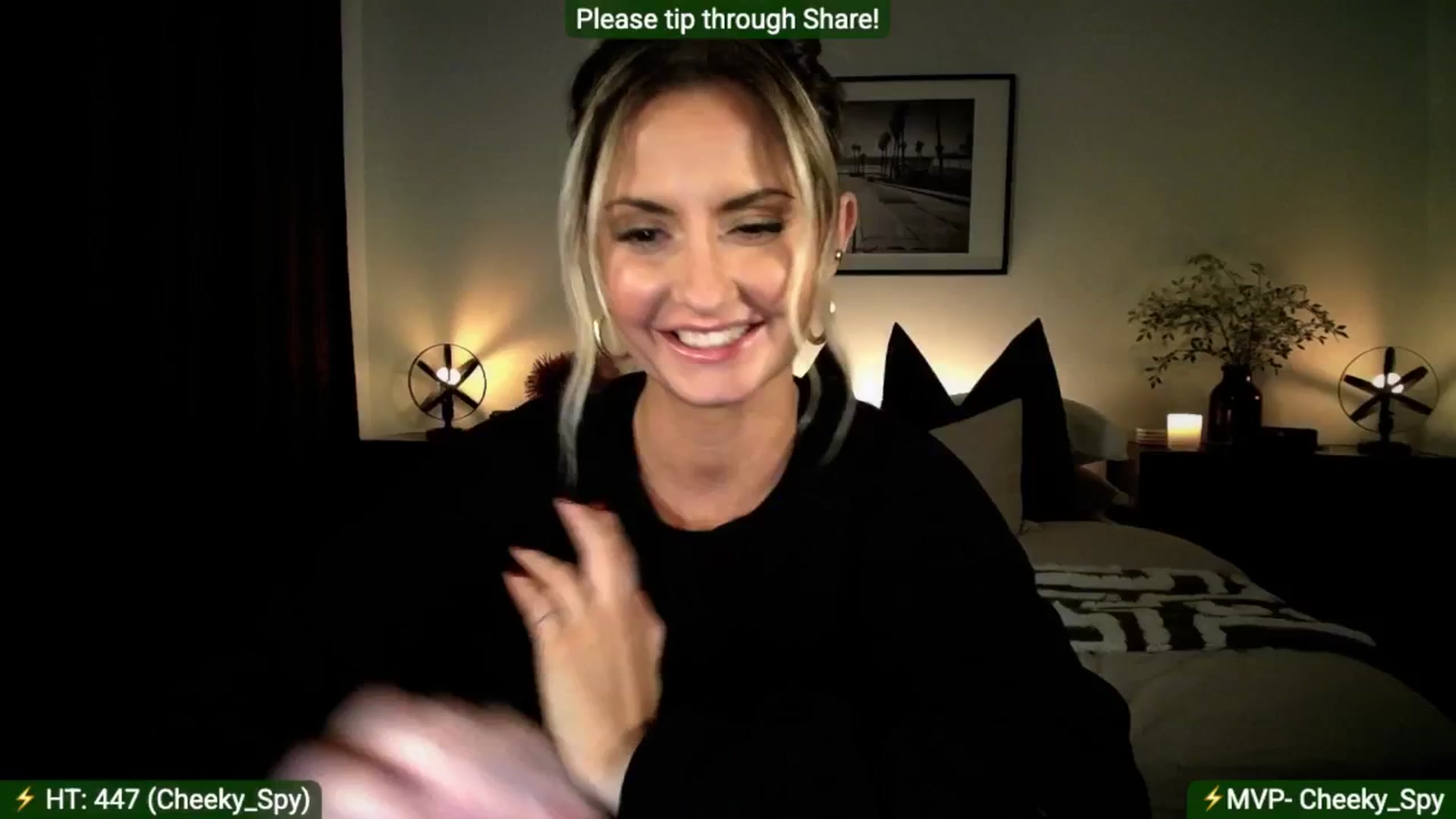 Gallery image thumbnail from AlanaWylde's myfreecams stream on, 11/16/2025, 04:37 image 15 of 20