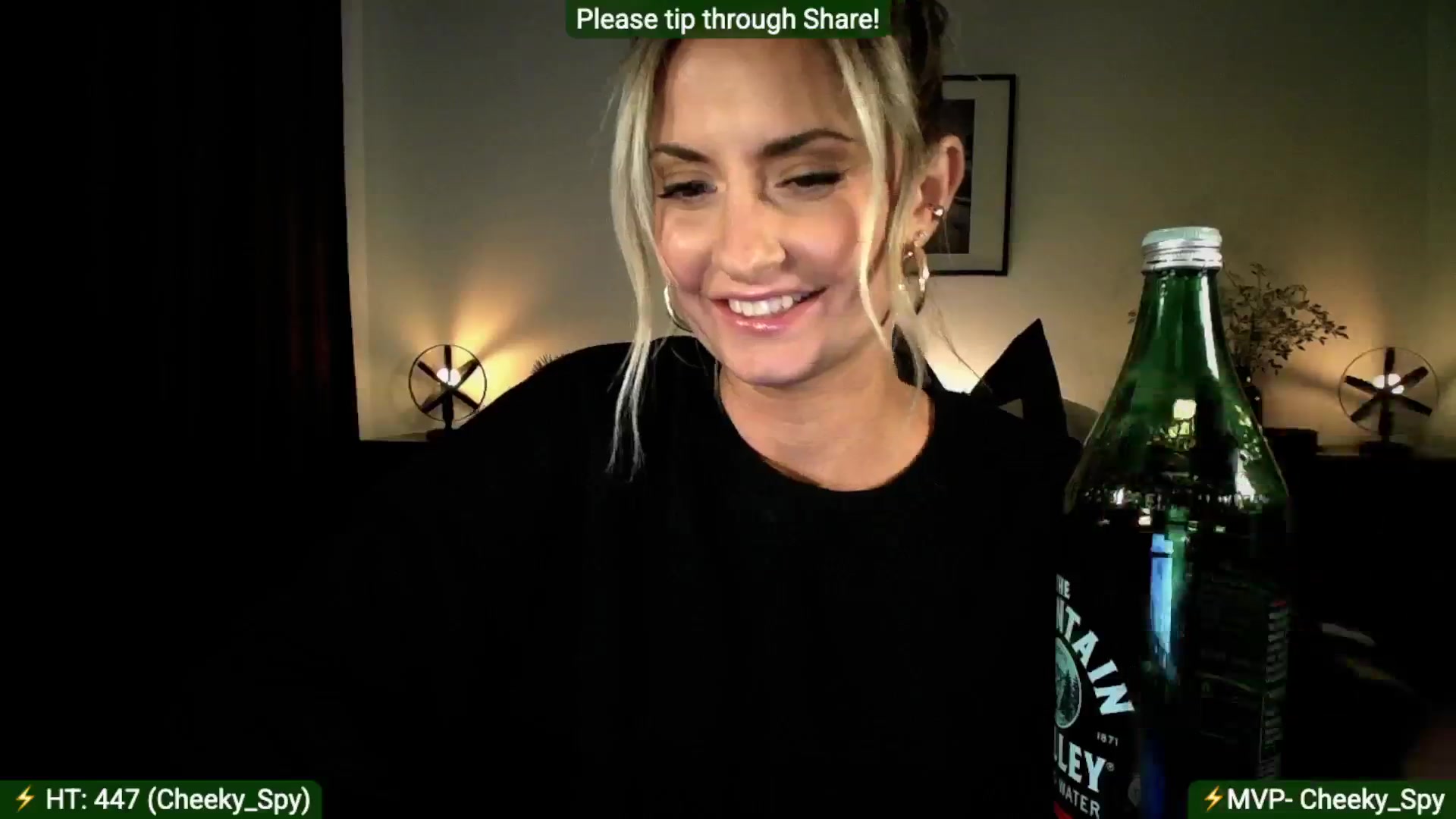 Gallery image thumbnail from AlanaWylde's myfreecams stream on, 11/16/2025, 05:37 image 5 of 20
