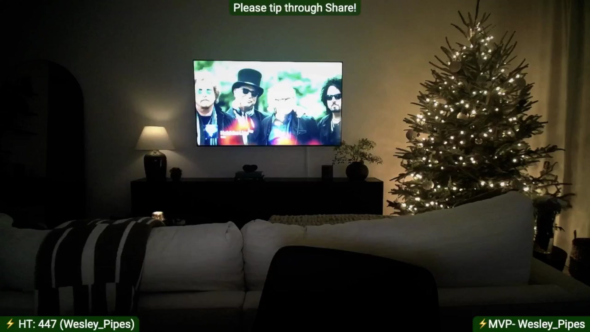 Gallery image thumbnail from AlanaWylde's myfreecams stream on, 12/13/2025, 06:30 image 16 of 20