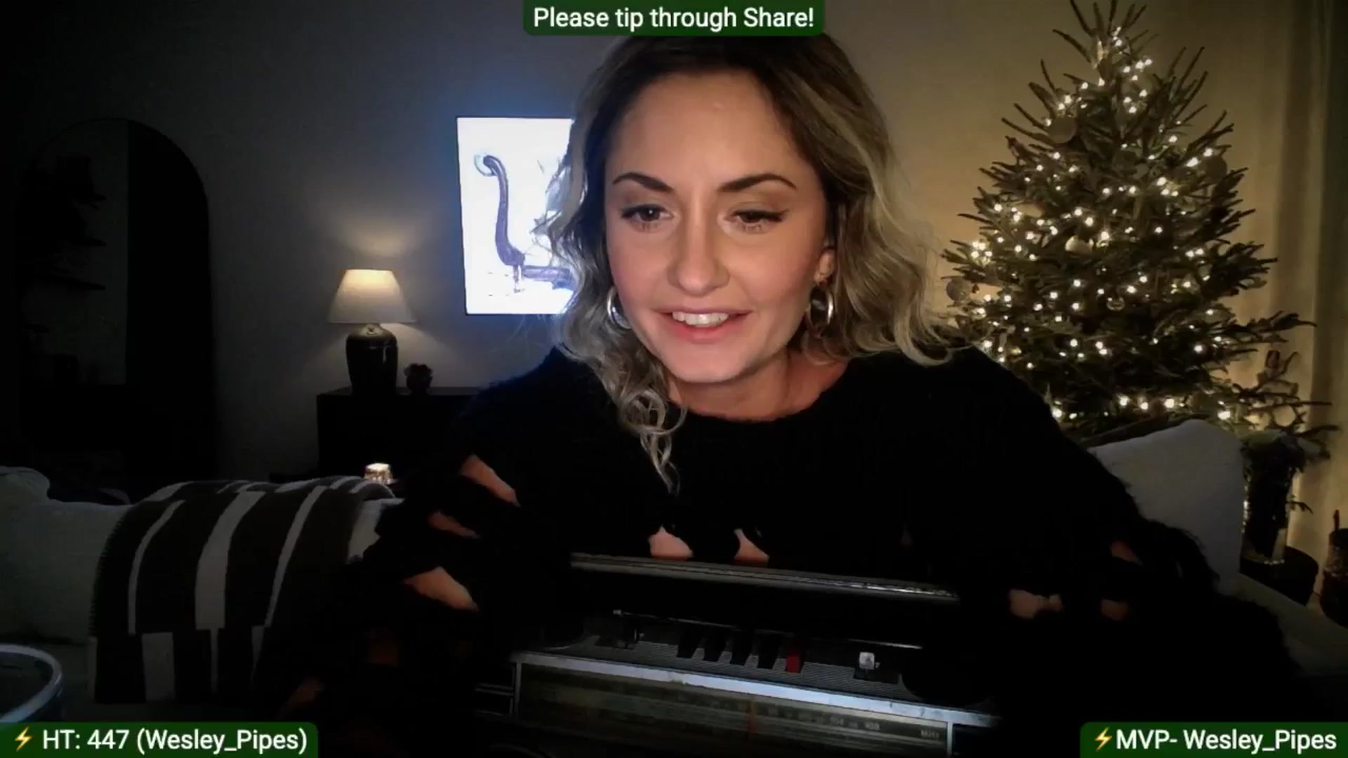 Gallery image thumbnail from AlanaWylde's myfreecams stream on, 12/13/2025, 06:30 image 8 of 20