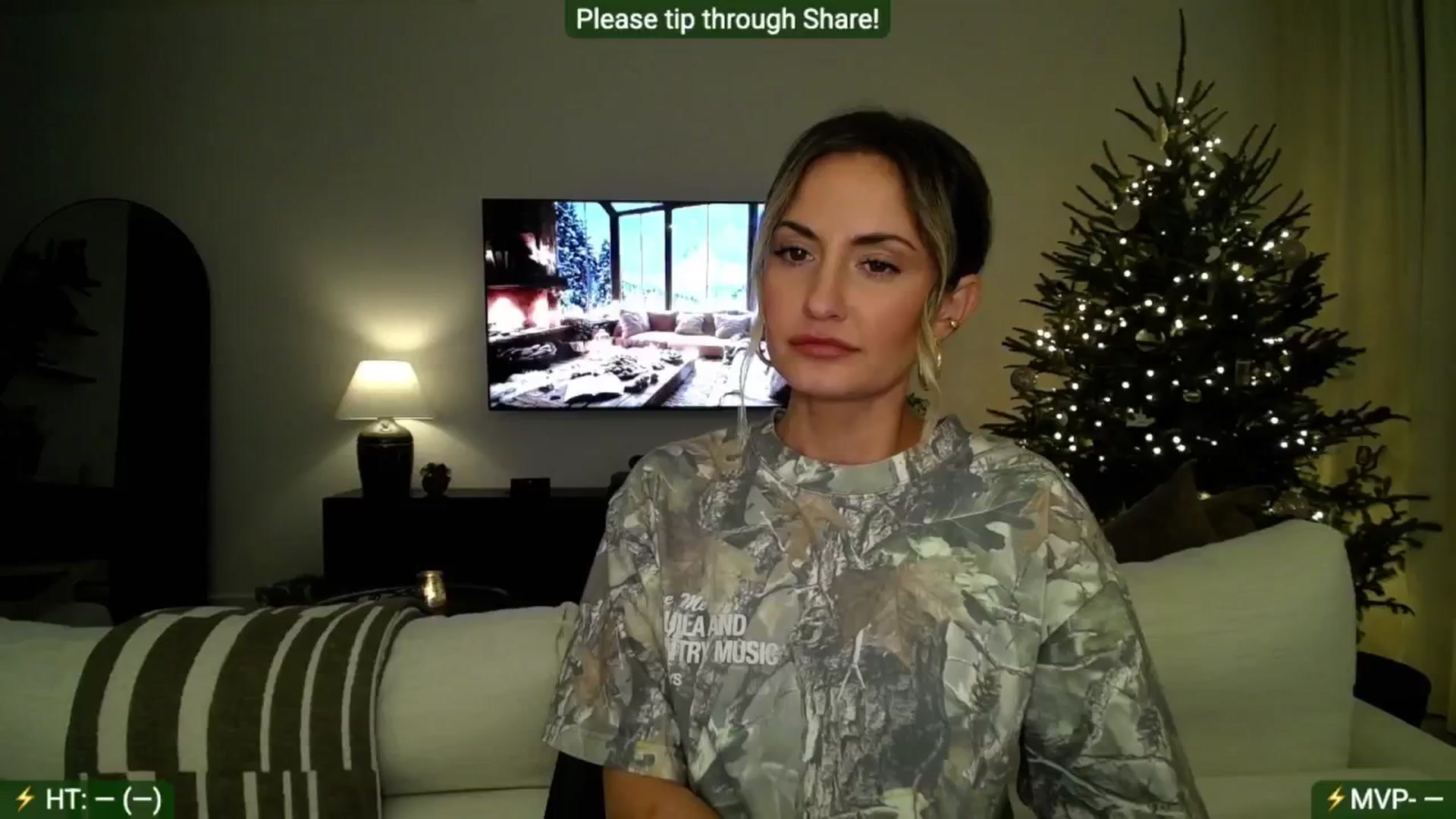 Gallery image thumbnail from AlanaWylde's myfreecams stream on, 12/21/2025, 03:55 image 2 of 20