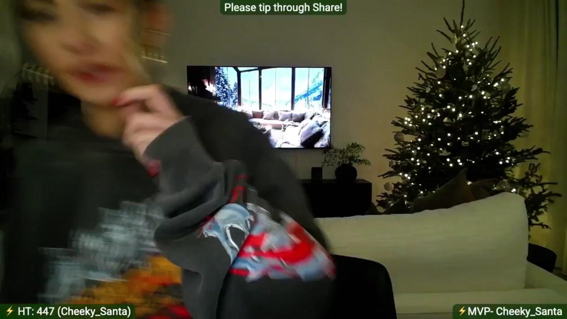 Gallery image thumbnail from AlanaWylde's myfreecams stream on, 12/21/2025, 03:55 image 16 of 20