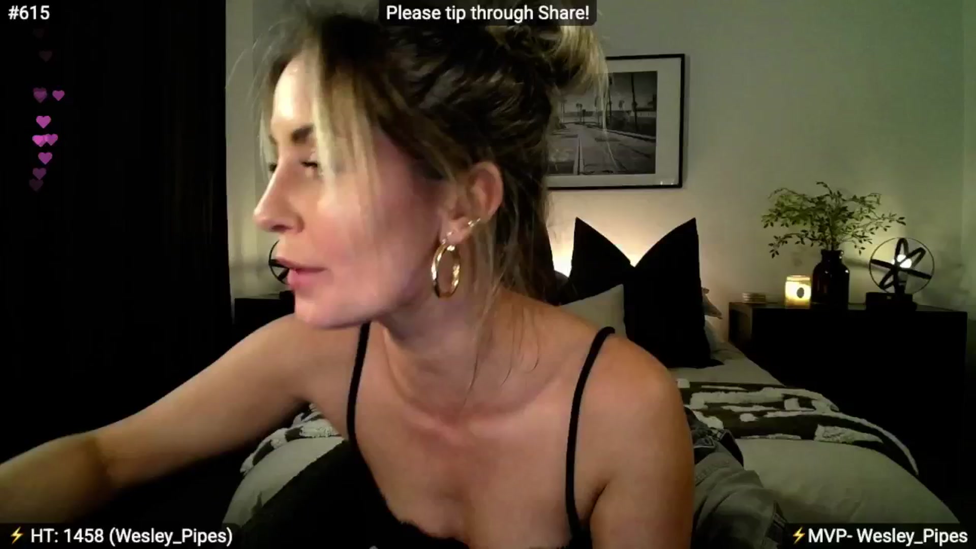 Gallery image thumbnail from AlanaWylde's myfreecams stream on, 01/03/2026, 08:22 image 14 of 20