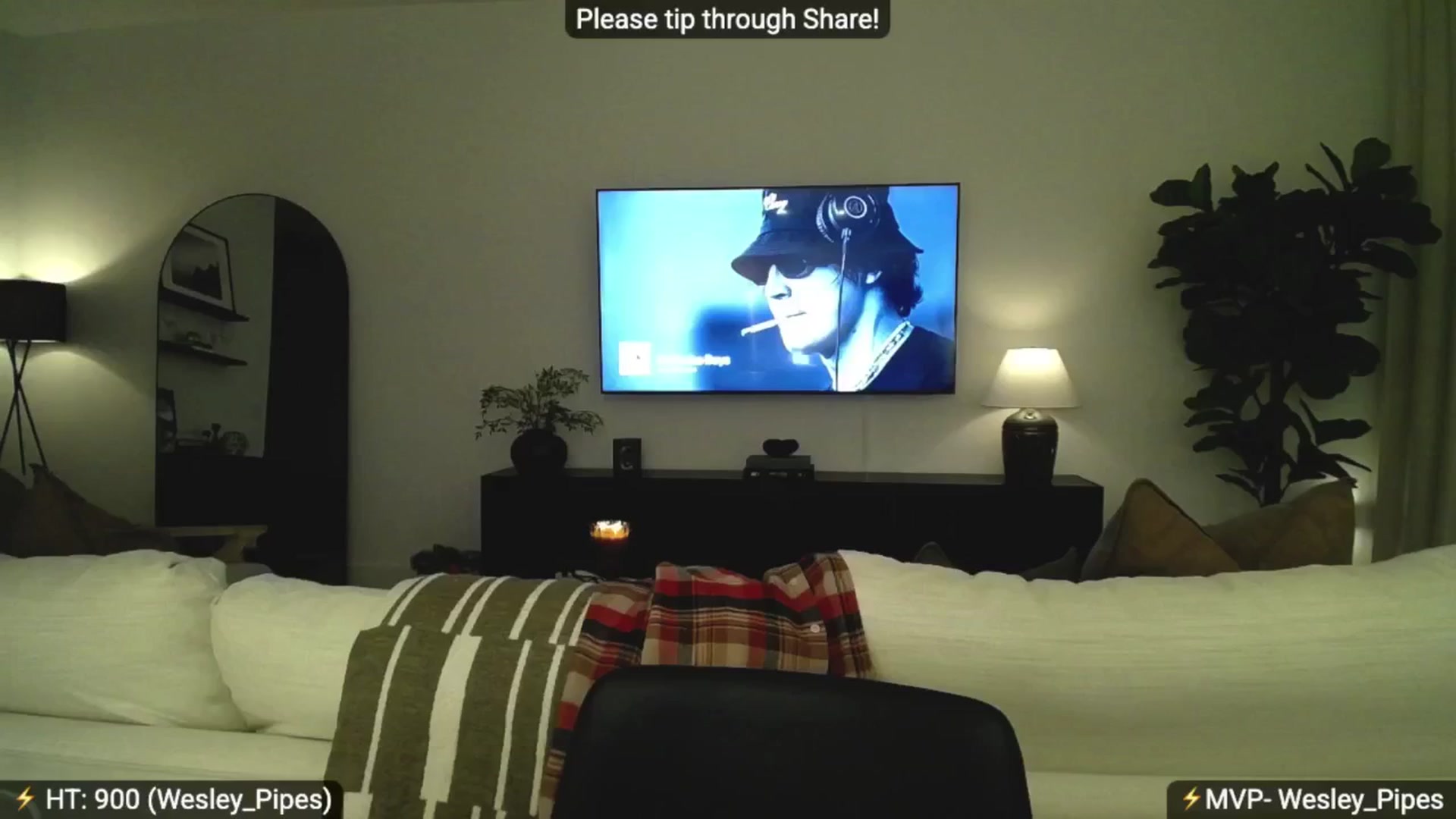 Gallery image thumbnail from AlanaWylde's myfreecams stream on, 01/10/2026, 08:40 image 16 of 20