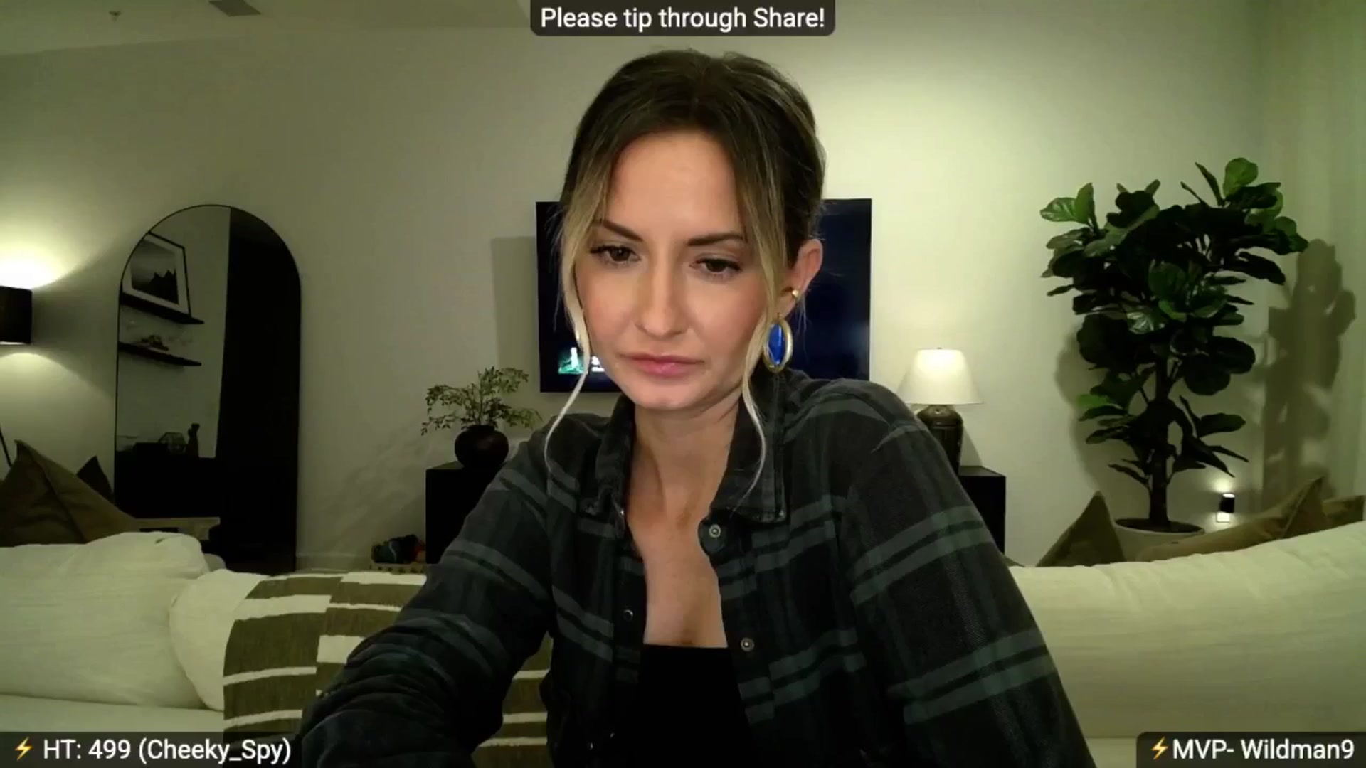 Gallery image thumbnail from AlanaWylde's myfreecams stream on, 01/18/2026, 07:12 image 11 of 20
