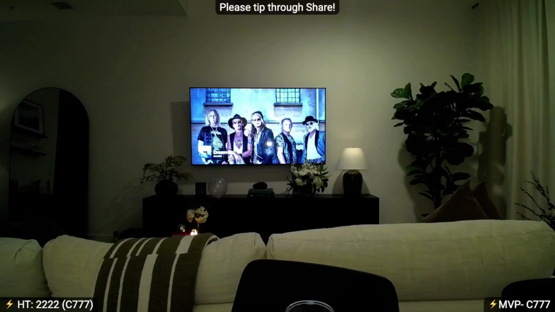 Gallery image thumbnail from AlanaWylde's myfreecams stream on, 02/01/2026, 08:47 image 10 of 20
