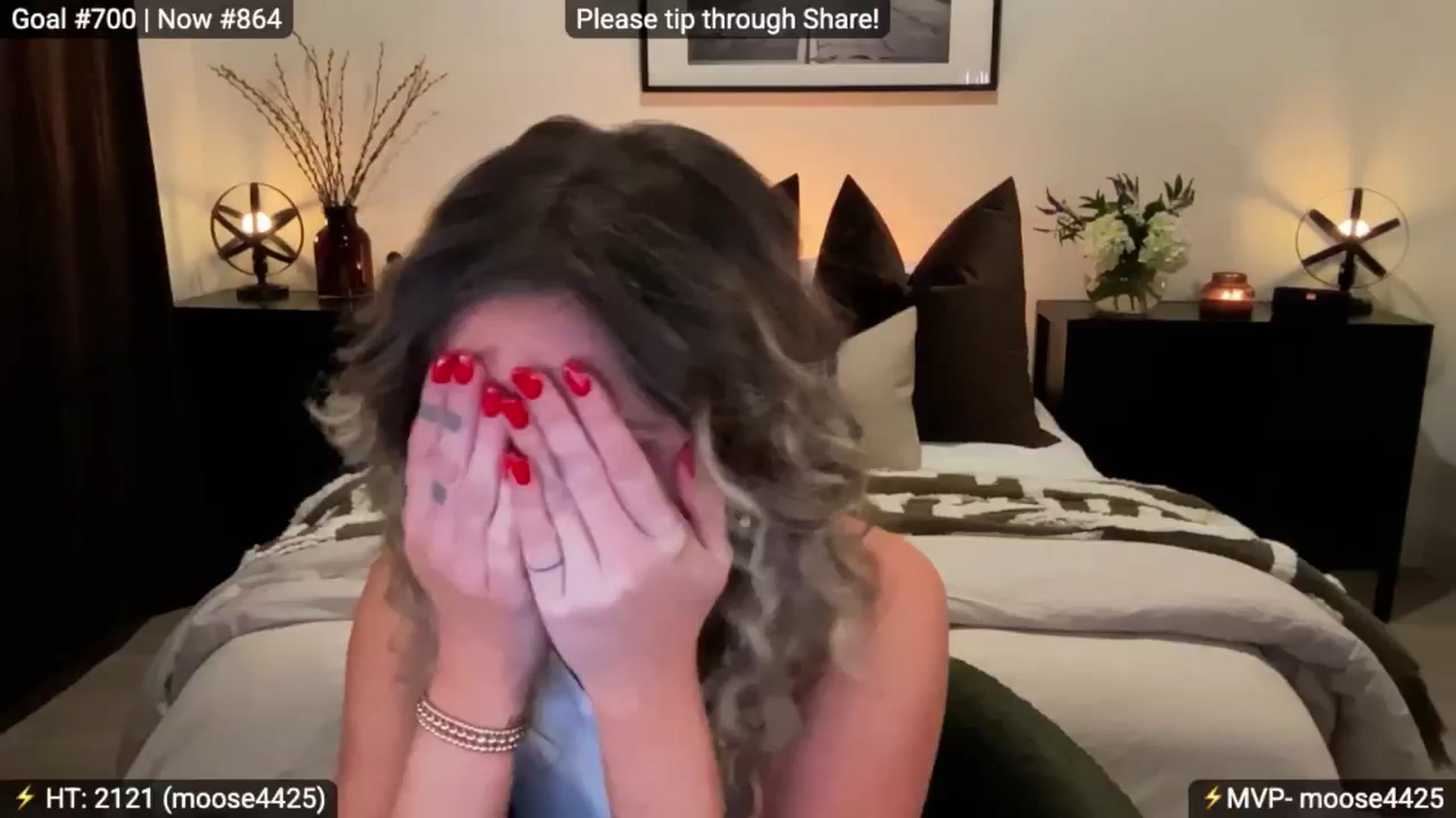 Gallery image thumbnail from AlanaWylde's myfreecams stream on, 03/13/2026, 05:58 image 2 of 20
