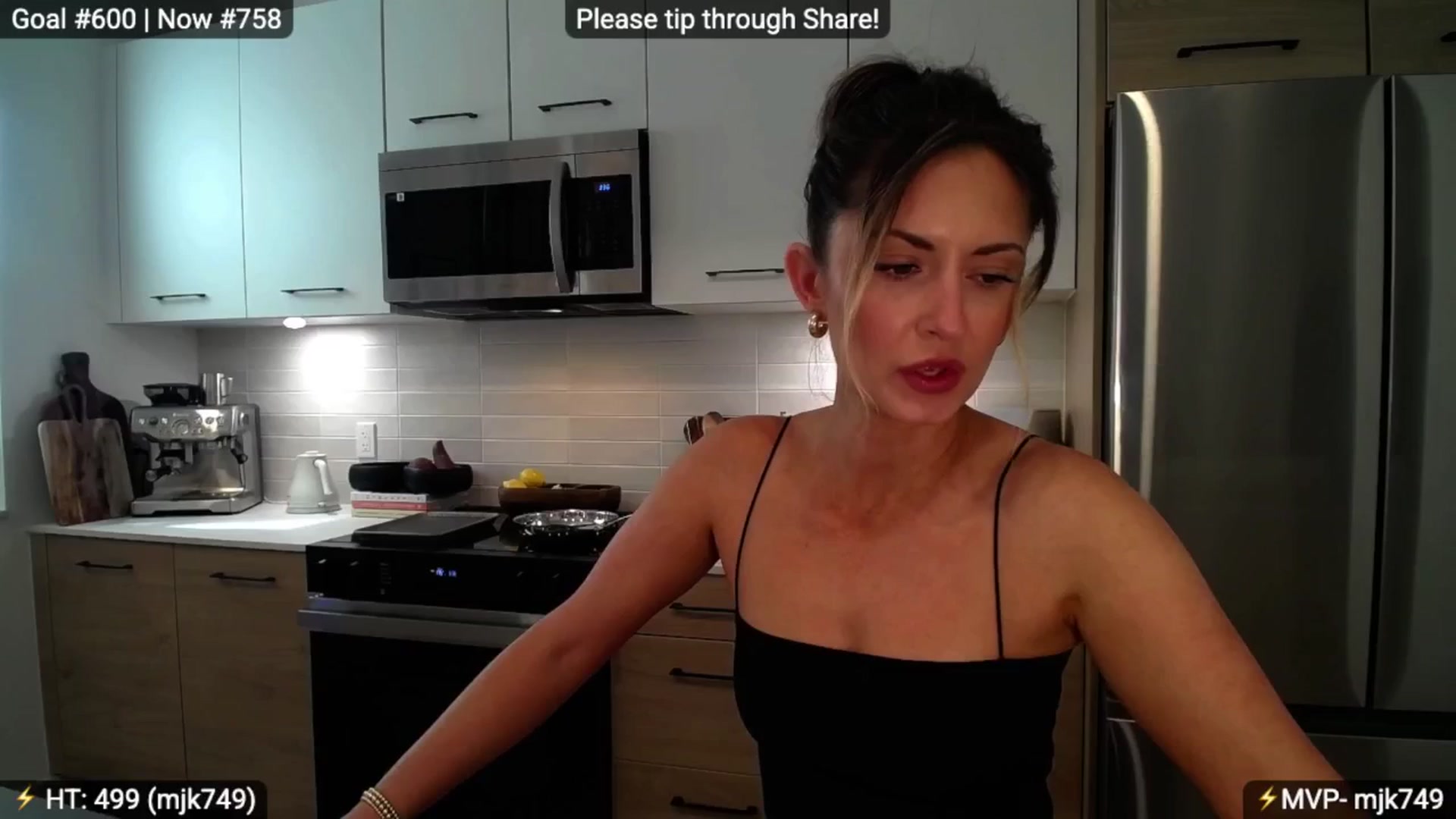 Gallery image thumbnail from AlanaWylde's myfreecams stream on, 03/22/2026, 20:46 image 3 of 20