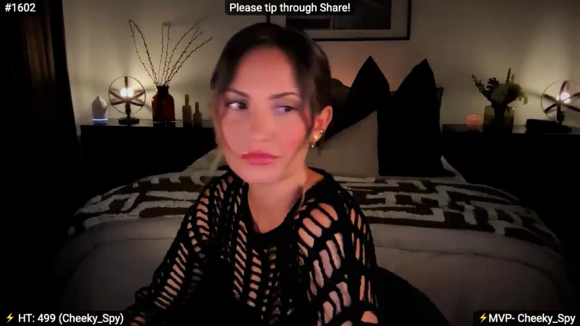 Gallery image thumbnail from AlanaWylde's myfreecams stream on, 06/07/2026, 04:38 image 6 of 20