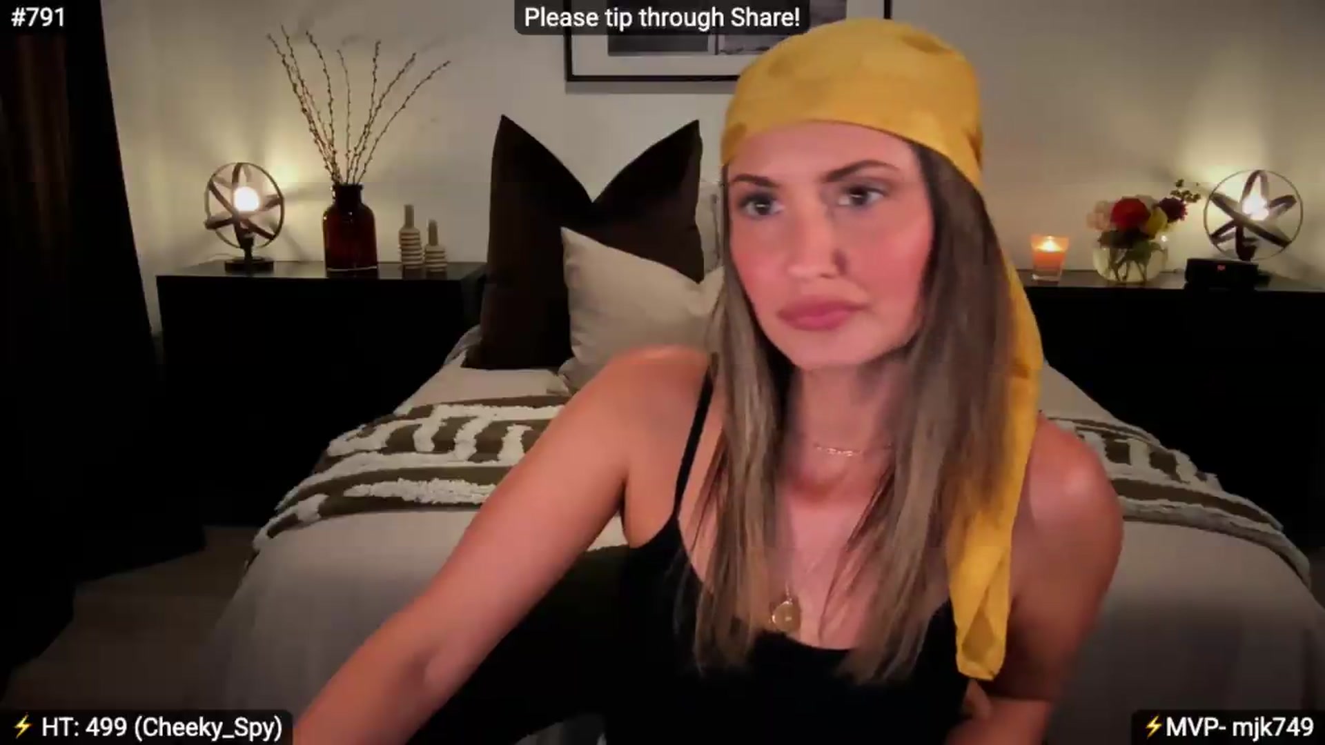 Gallery image thumbnail from AlanaWylde's myfreecams stream on, 08/23/2026, 03:48 image 4 of 20