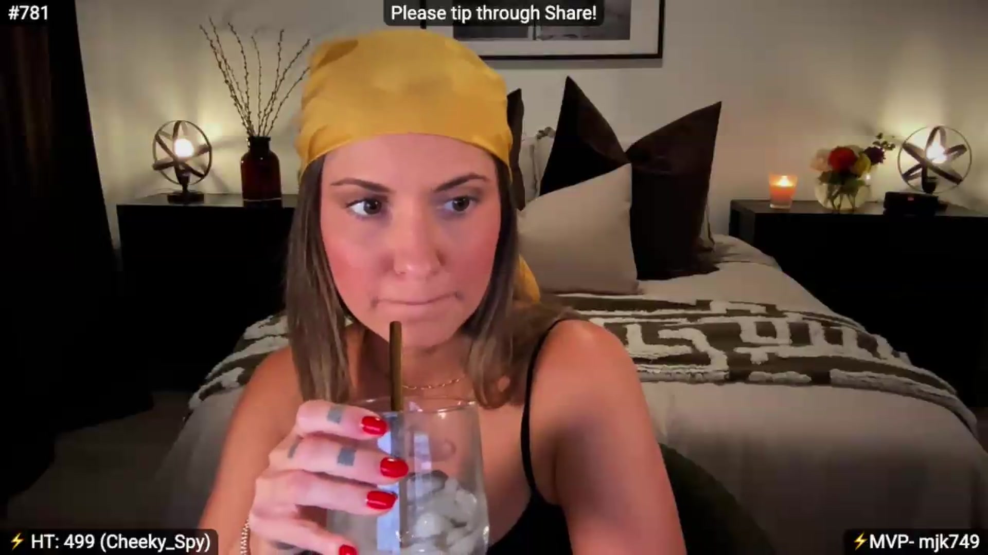 Gallery image thumbnail from AlanaWylde's myfreecams stream on, 08/23/2026, 03:48 image 14 of 20