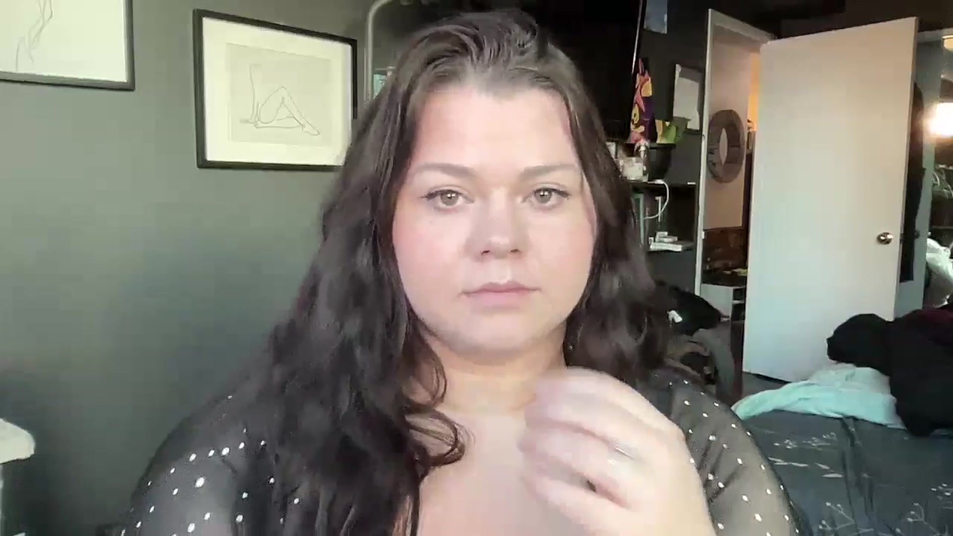 Gallery image thumbnail from Alanaa's myfreecams stream on, 04/28/2024, 24:06 image 5 of 20