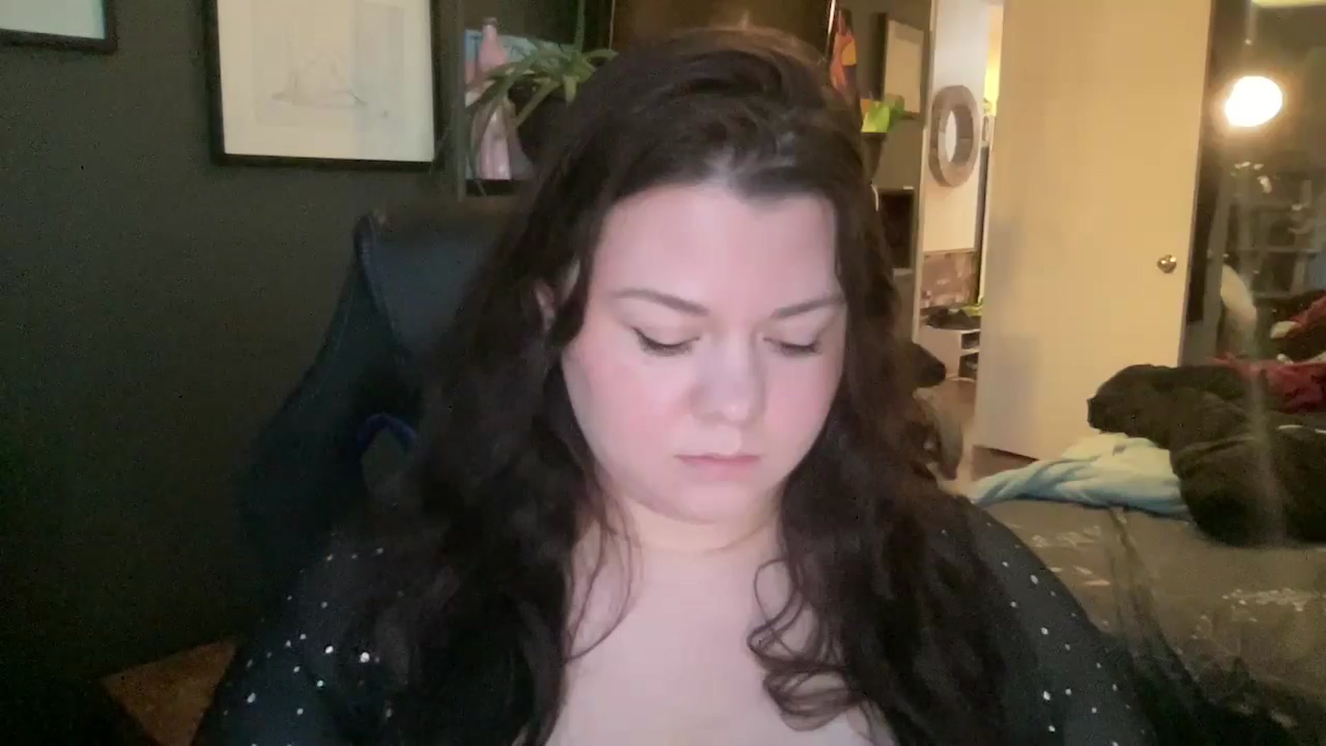 Gallery image thumbnail from Alanaa's myfreecams stream on, 04/28/2024, 24:39 image 18 of 20
