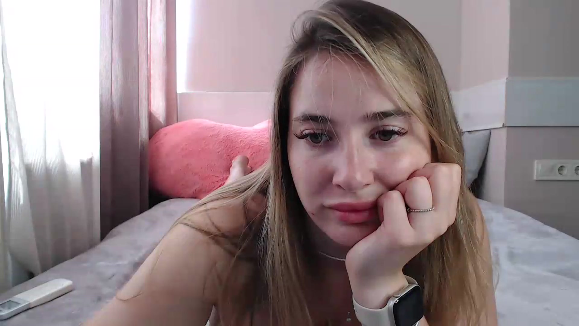 Gallery image thumbnail from Alaya_Wink's myfreecams stream on, 08/15/2026, 09:03 image 13 of 20