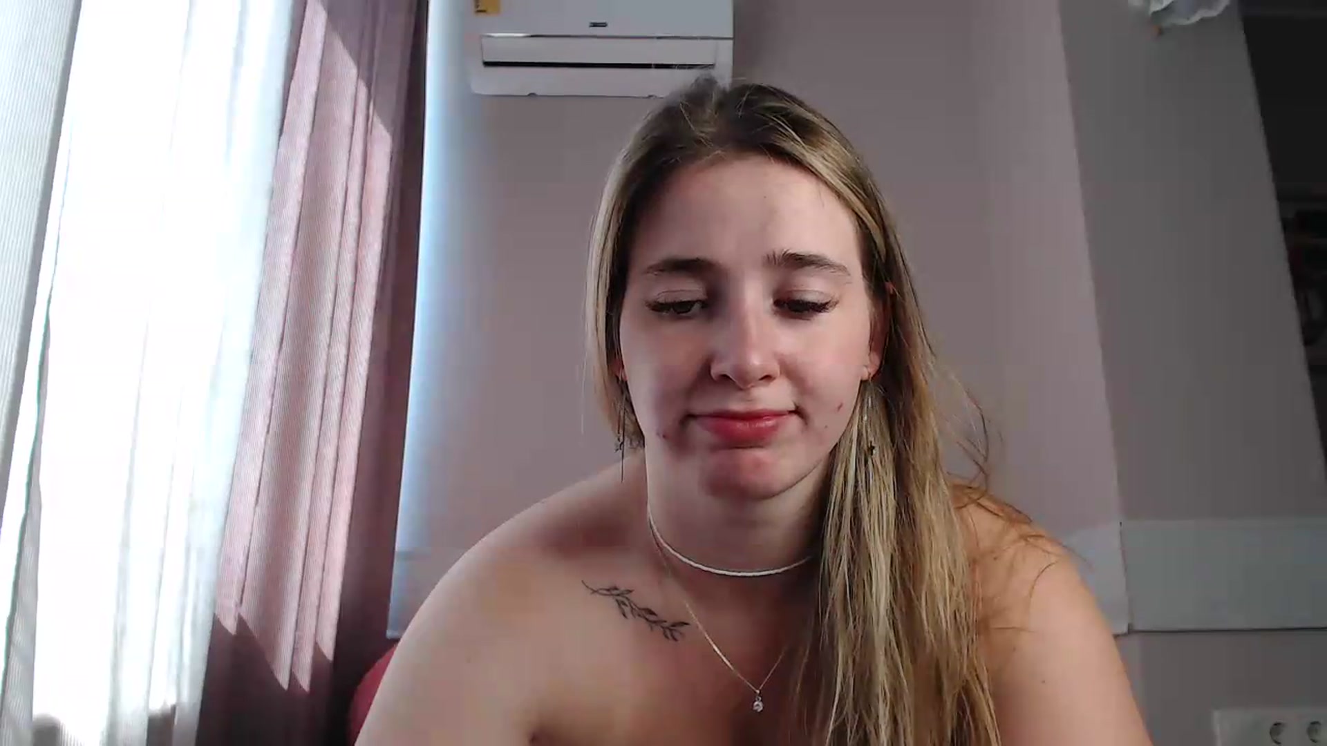 Gallery image thumbnail from Alaya_Wink's myfreecams stream on, 08/15/2026, 09:54 image 13 of 20
