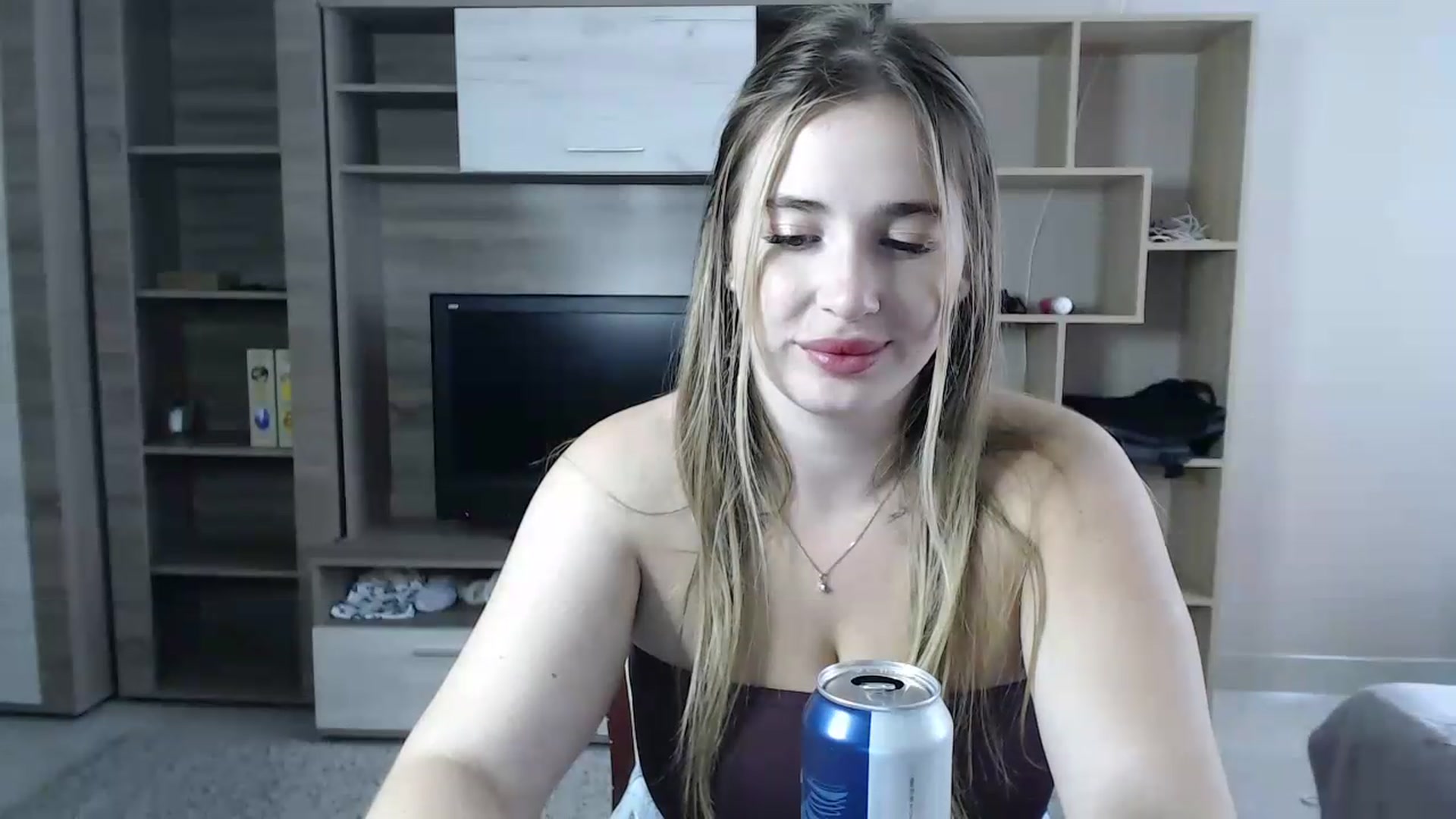 Gallery image thumbnail from Alaya_Wink's myfreecams stream on, 08/16/2026, 11:08 image 5 of 20