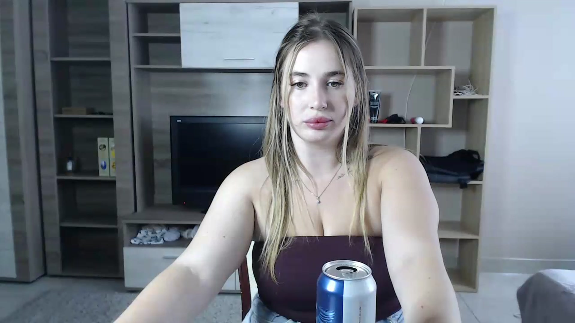 Gallery image thumbnail from Alaya_Wink's myfreecams stream on, 08/16/2026, 11:08 image 7 of 20