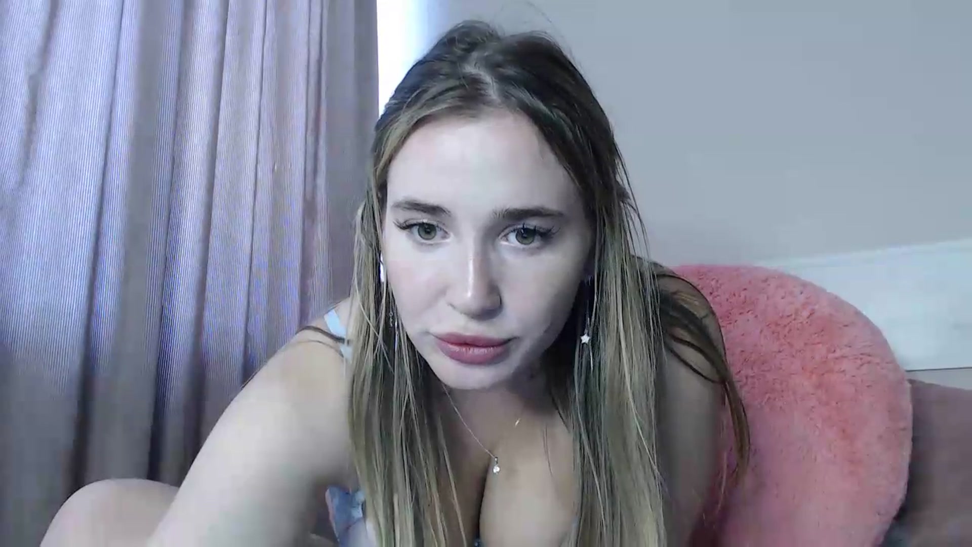 Gallery image thumbnail from Alaya_Wink's myfreecams stream on, 08/16/2026, 14:03 image 6 of 20