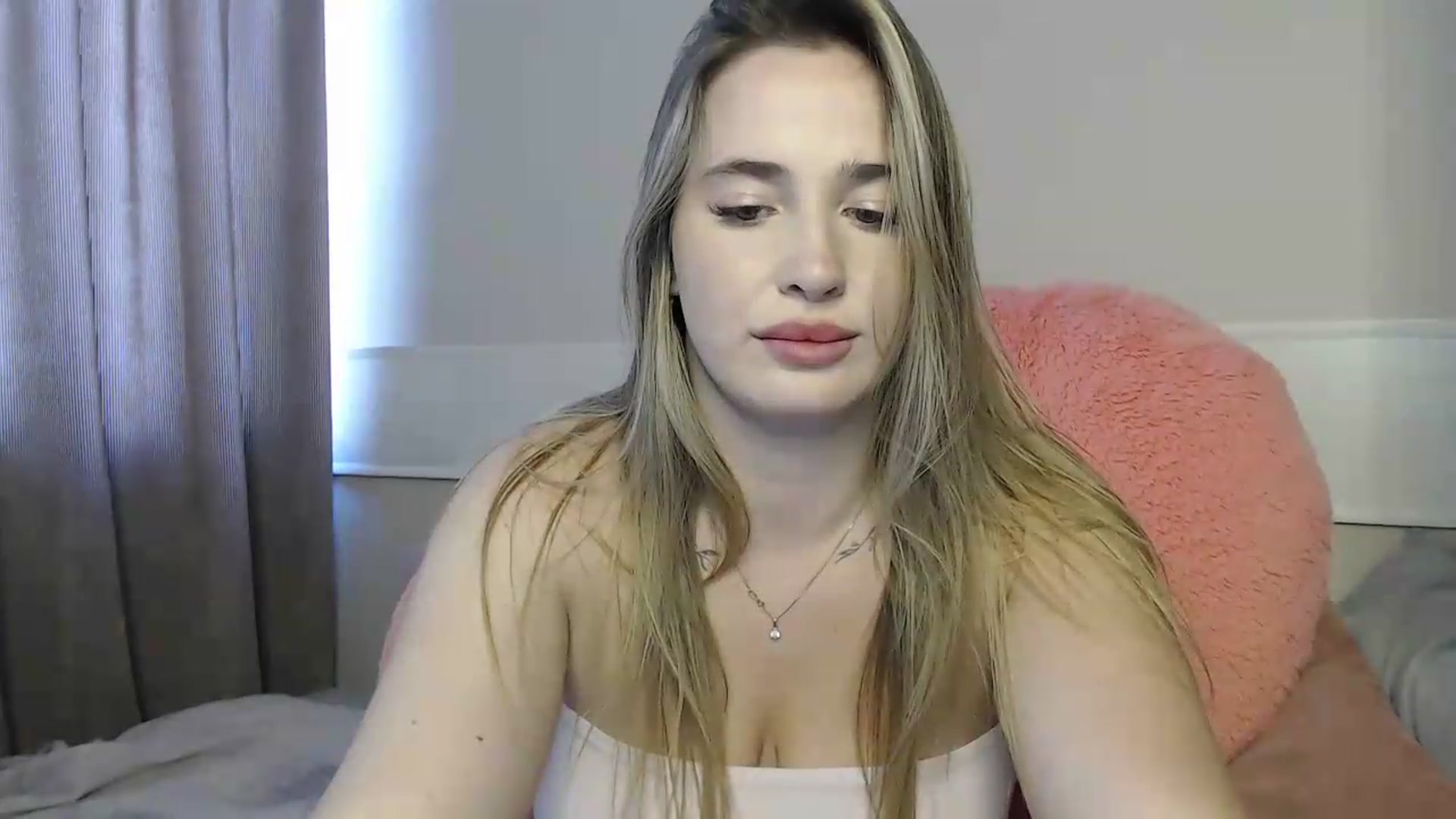 Gallery image thumbnail from Alaya_Wink's myfreecams stream on, 08/18/2026, 14:29 image 7 of 20