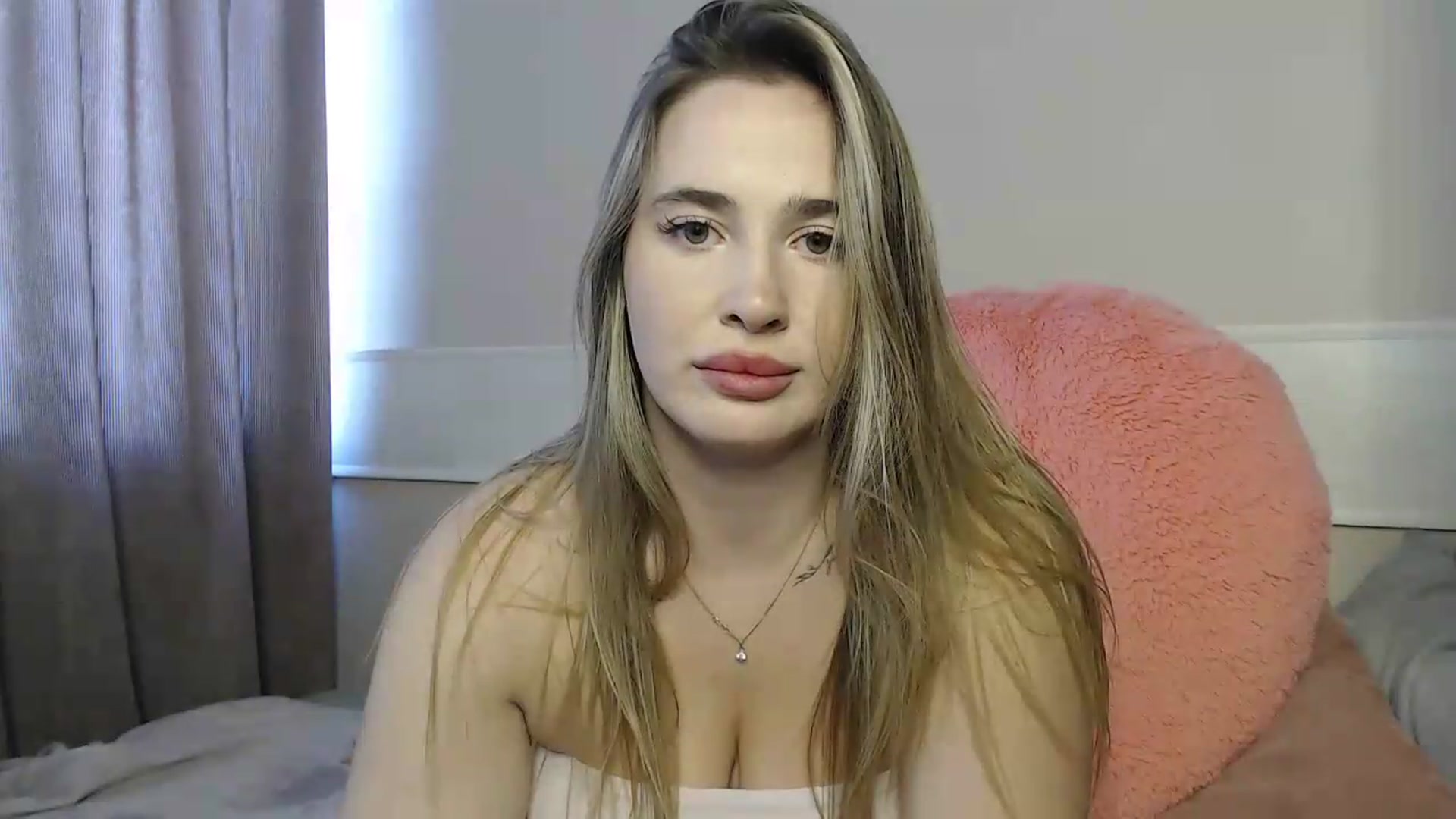 Gallery image thumbnail from Alaya_Wink's myfreecams stream on, 08/18/2026, 14:29 image 6 of 20