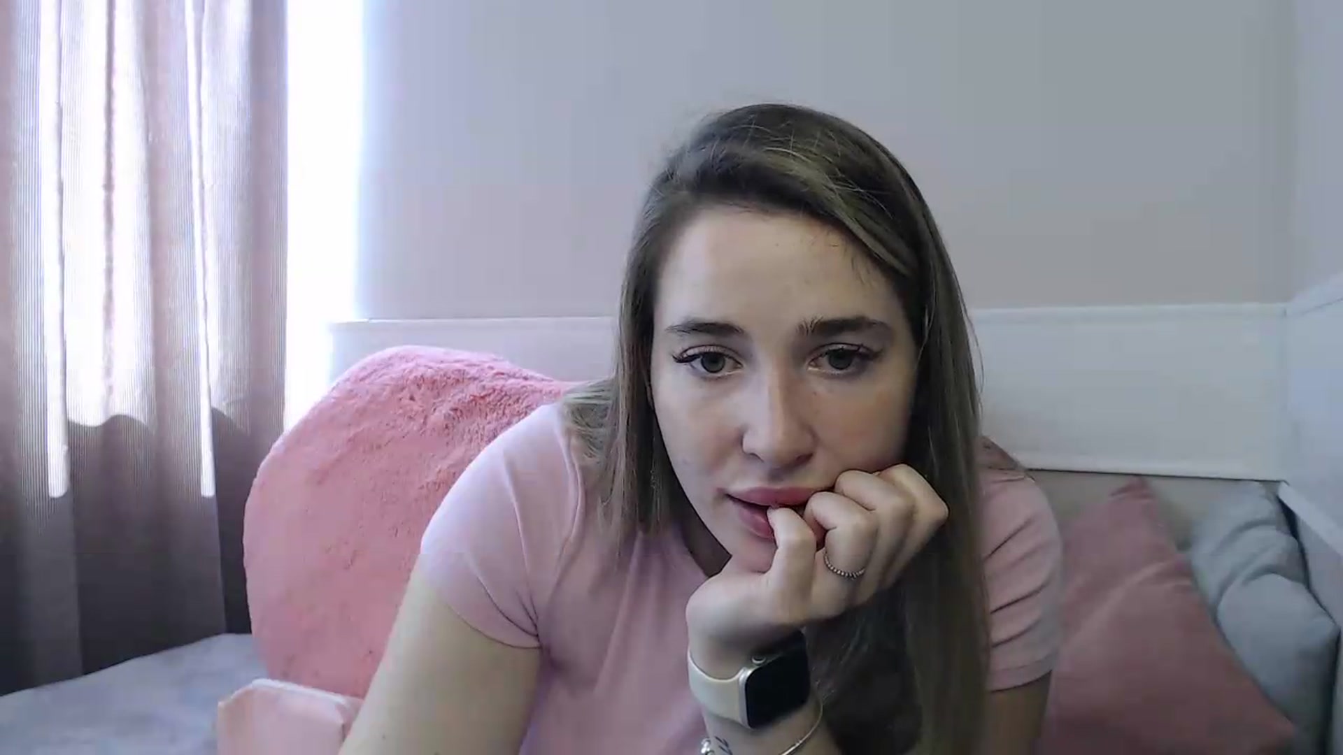 Gallery image thumbnail from Alaya_Wink's myfreecams stream on, 08/20/2026, 09:03 image 10 of 20
