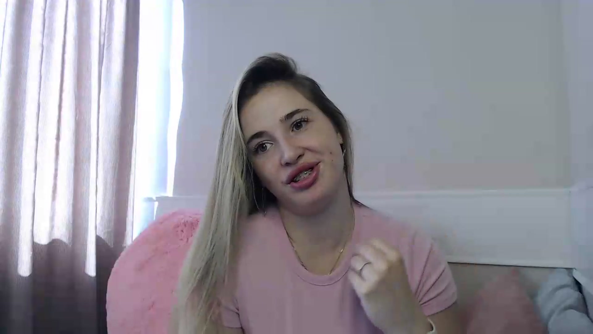 Gallery image thumbnail from Alaya_Wink's myfreecams stream on, 08/20/2026, 09:03 image 17 of 20