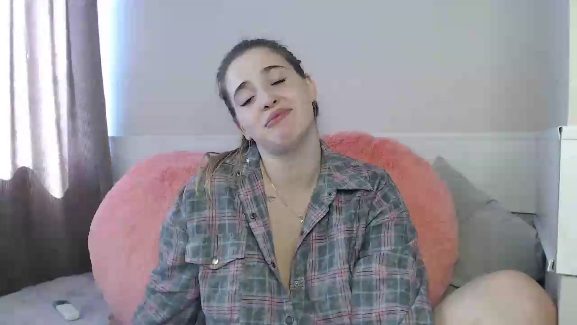 Gallery image thumbnail from Alaya_Wink's myfreecams stream on, 08/21/2026, 10:00 image 12 of 20