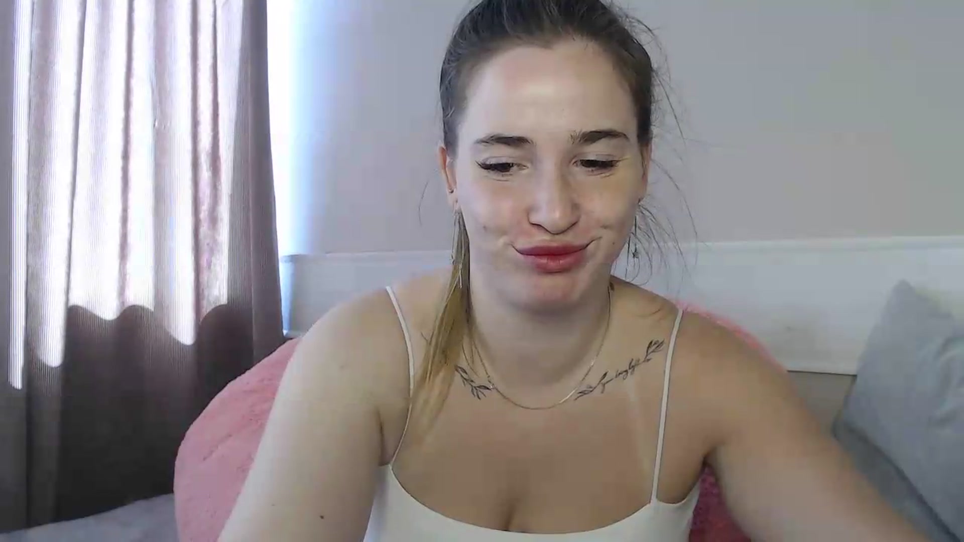 Gallery image thumbnail from Alaya_Wink's myfreecams stream on, 08/22/2026, 09:19 image 11 of 20
