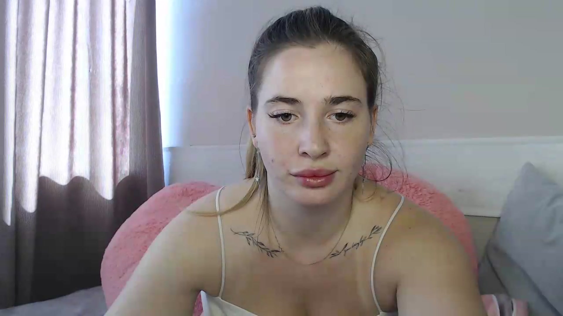 Gallery image thumbnail from Alaya_Wink's myfreecams stream on, 08/22/2026, 09:19 image 17 of 20