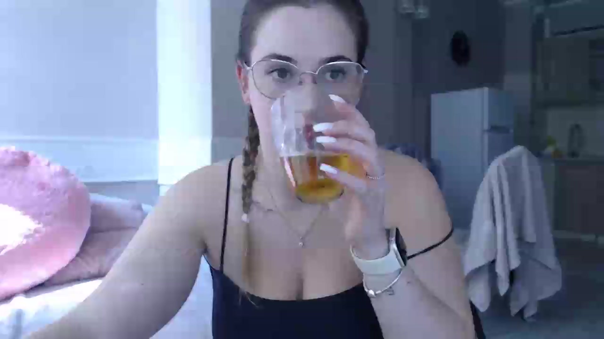Gallery image thumbnail from Alaya_Wink's myfreecams stream on, 08/24/2026, 10:53 image 1 of 20