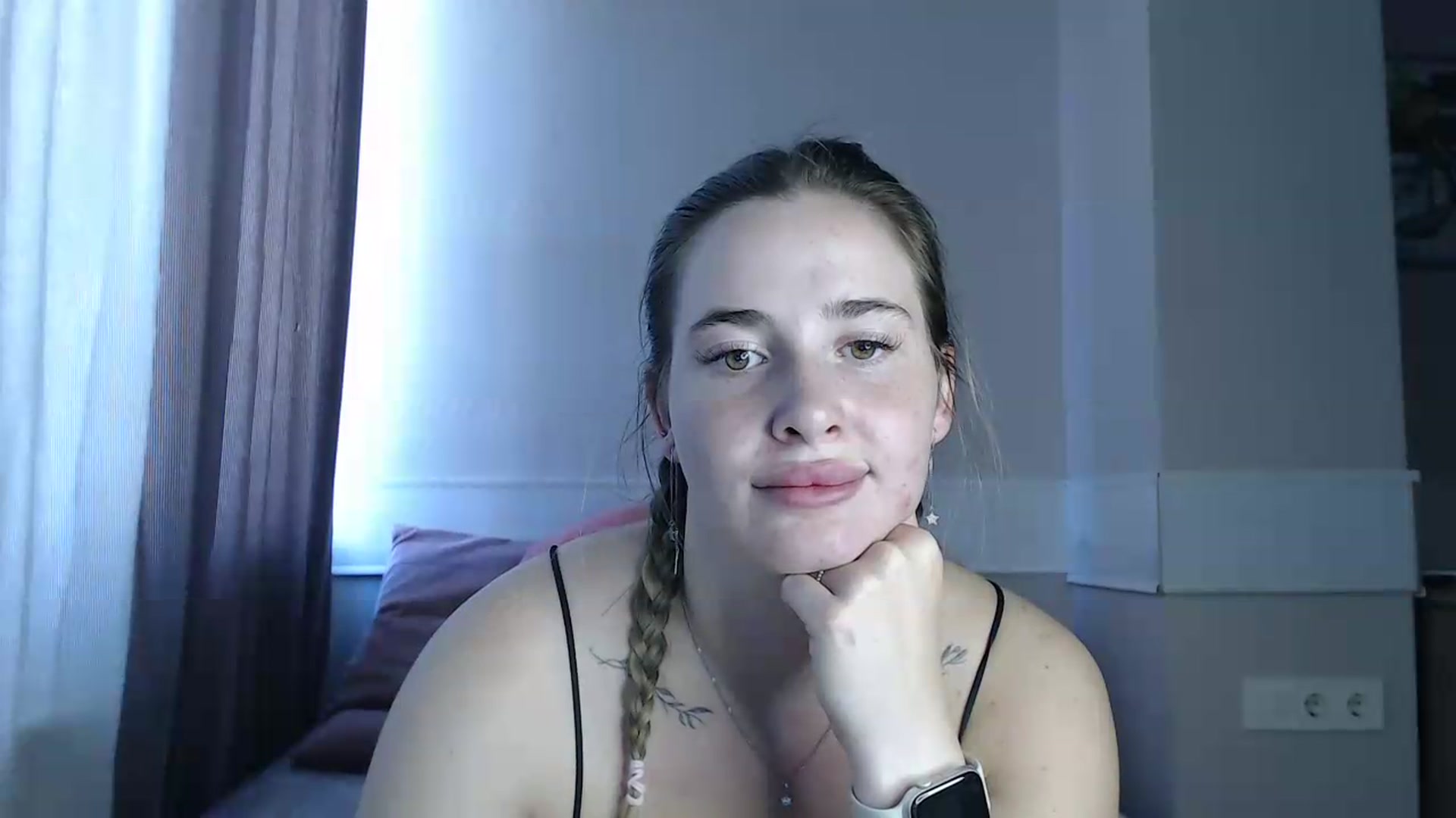 Gallery image thumbnail from Alaya_Wink's myfreecams stream on, 08/24/2026, 14:04 image 18 of 20