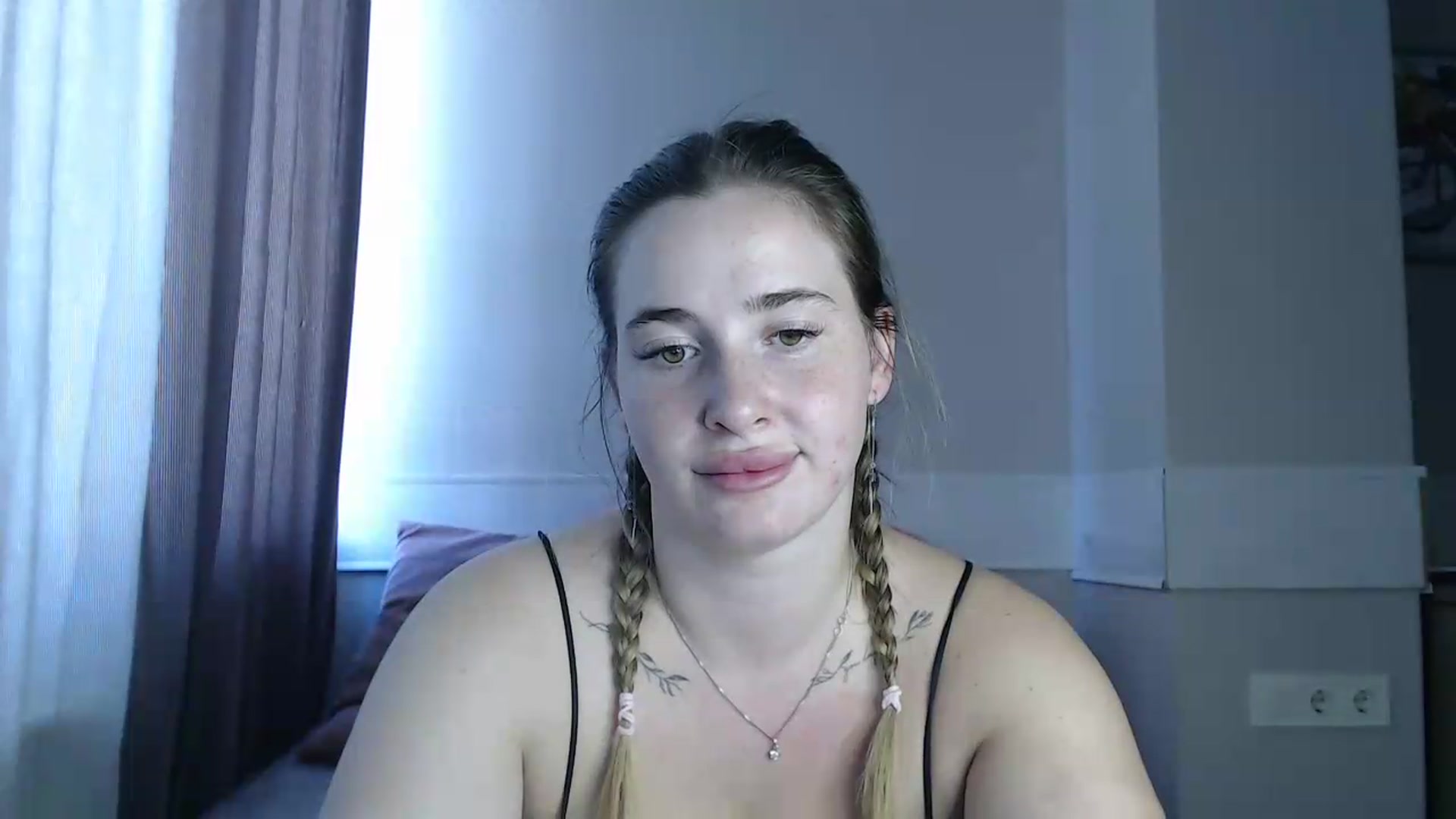 Gallery image thumbnail from Alaya_Wink's myfreecams stream on, 08/24/2026, 14:04 image 15 of 20