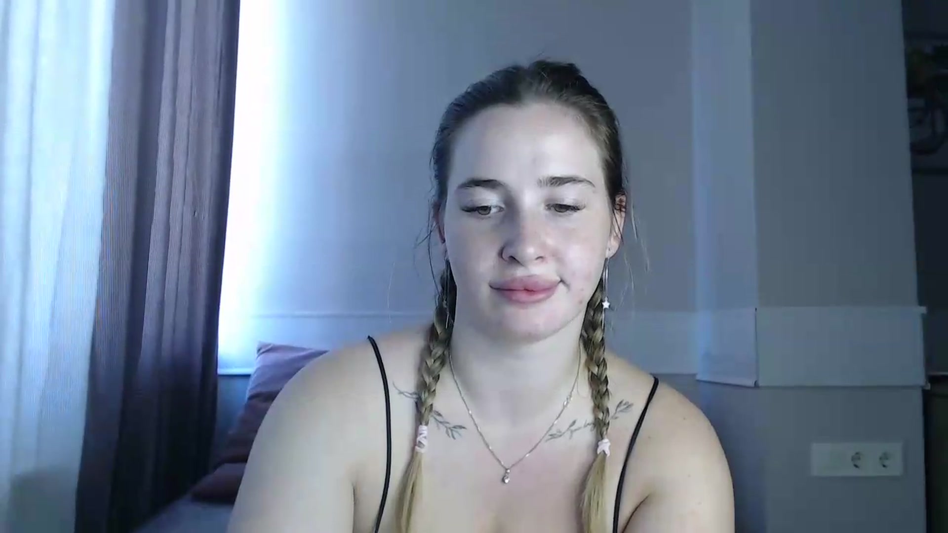 Gallery image thumbnail from Alaya_Wink's myfreecams stream on, 08/24/2026, 14:04 image 14 of 20
