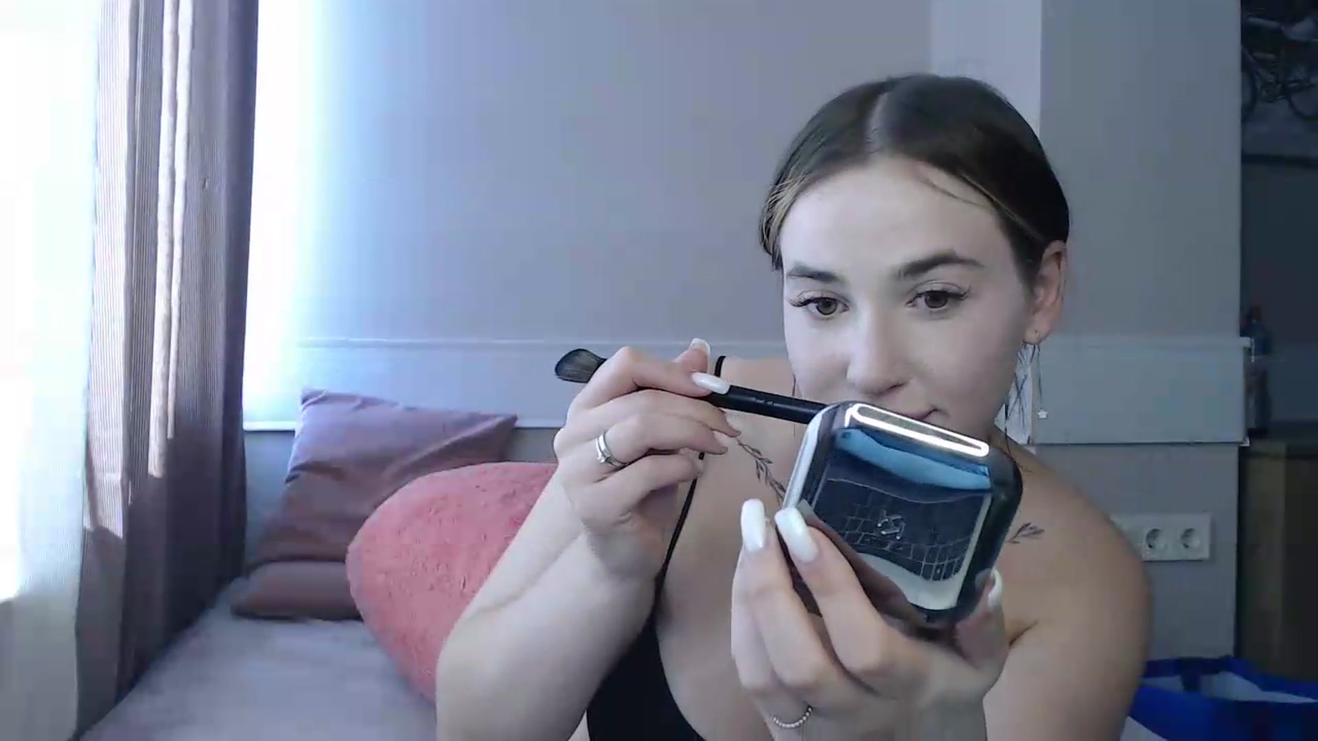 Gallery image thumbnail from Alaya_Wink's myfreecams stream on, 08/25/2026, 11:23 image 6 of 20