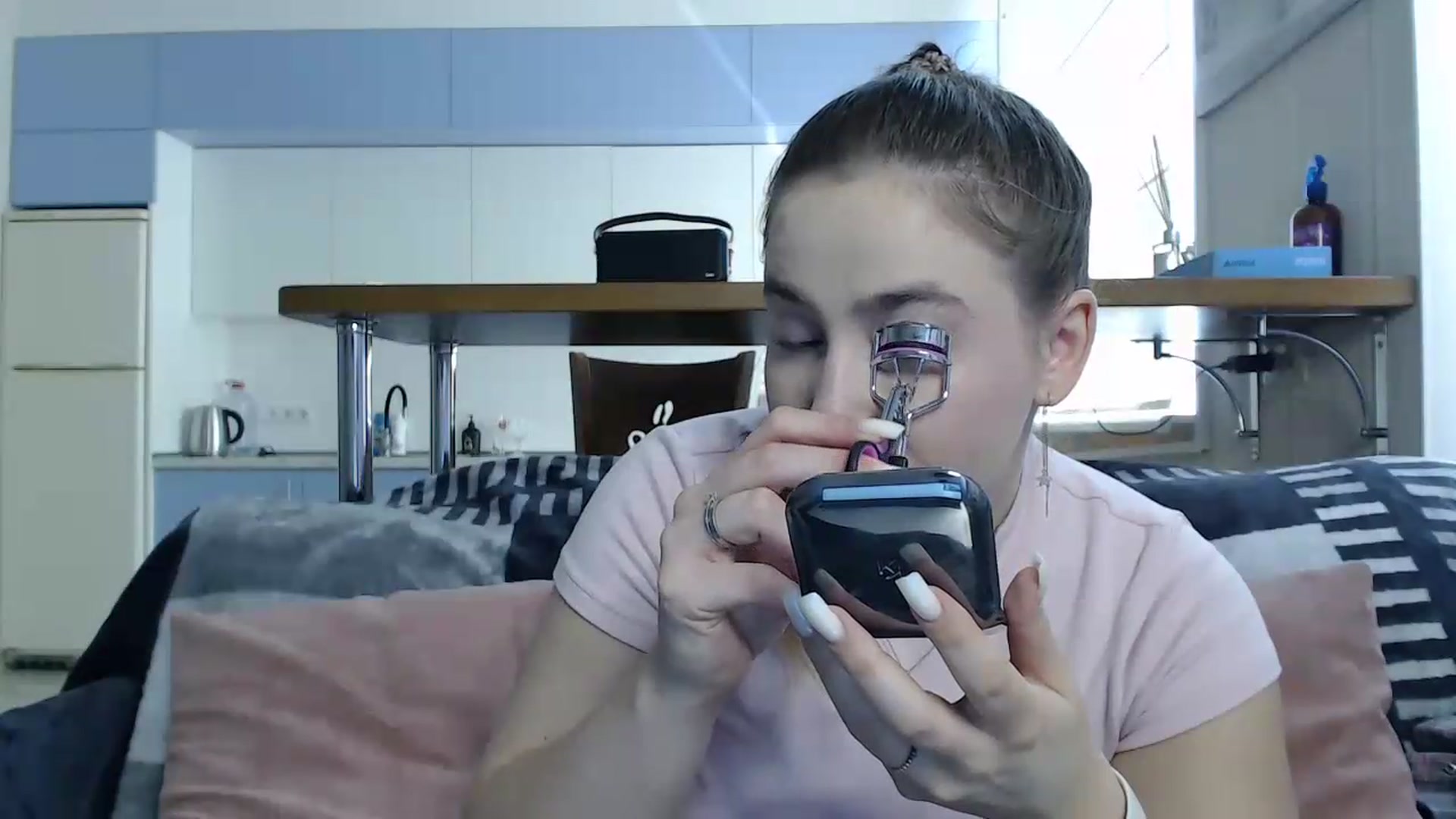 Gallery image thumbnail from Alaya_Wink's myfreecams stream on, 08/29/2026, 08:40 image 12 of 20